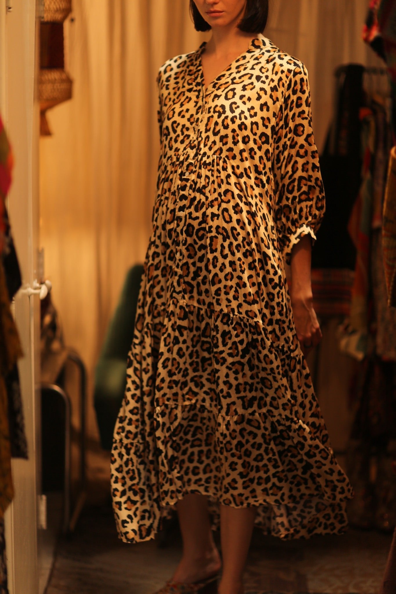 SUSIE SILK DRESS LEO - BANGKOK TAILOR CLOTHING STORE - HANDMADE CLOTHING