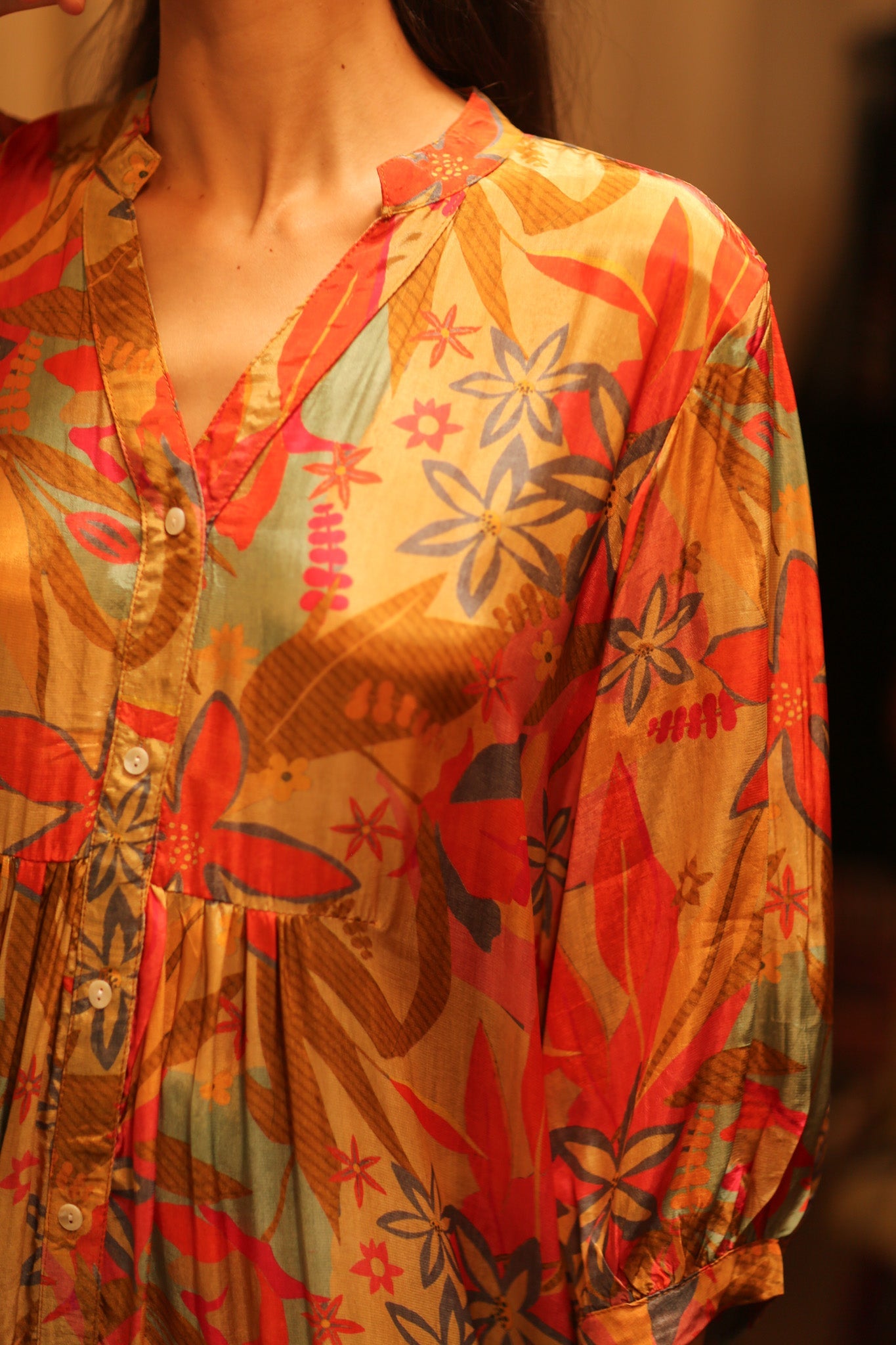 SUSIE SILK DRESS PHAYAM - BANGKOK TAILOR CLOTHING STORE - HANDMADE CLOTHING