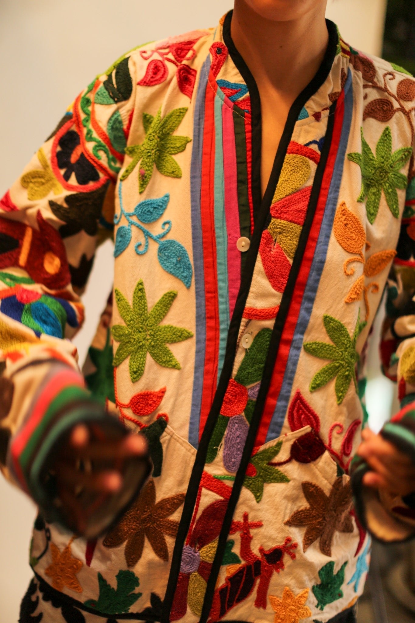 SUZANI EMBROIDERED JACKET MAEVE - BANGKOK TAILOR CLOTHING STORE - HANDMADE CLOTHING