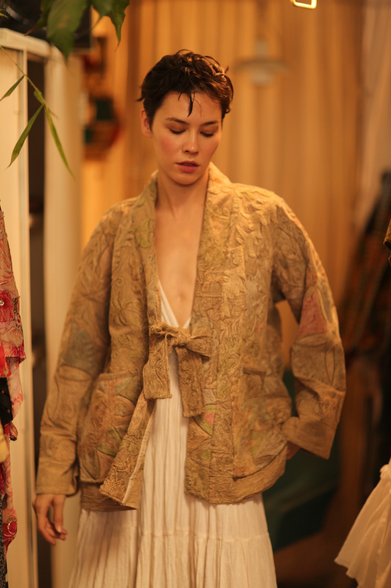 SUZANI SHORT KIMOMO JIMMY - BANGKOK TAILOR CLOTHING STORE - HANDMADE CLOTHING