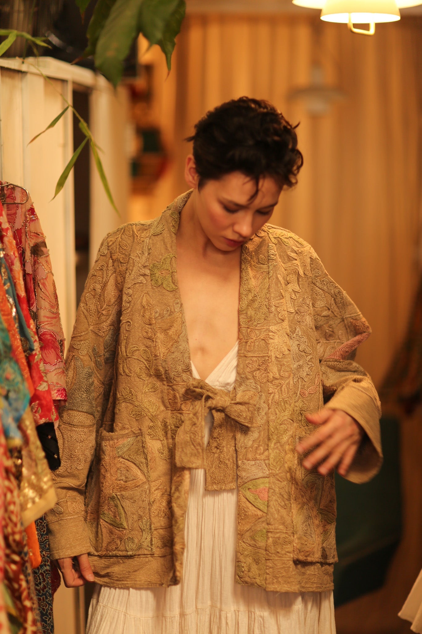 SUZANI SHORT KIMOMO JIMMY - BANGKOK TAILOR CLOTHING STORE - HANDMADE CLOTHING