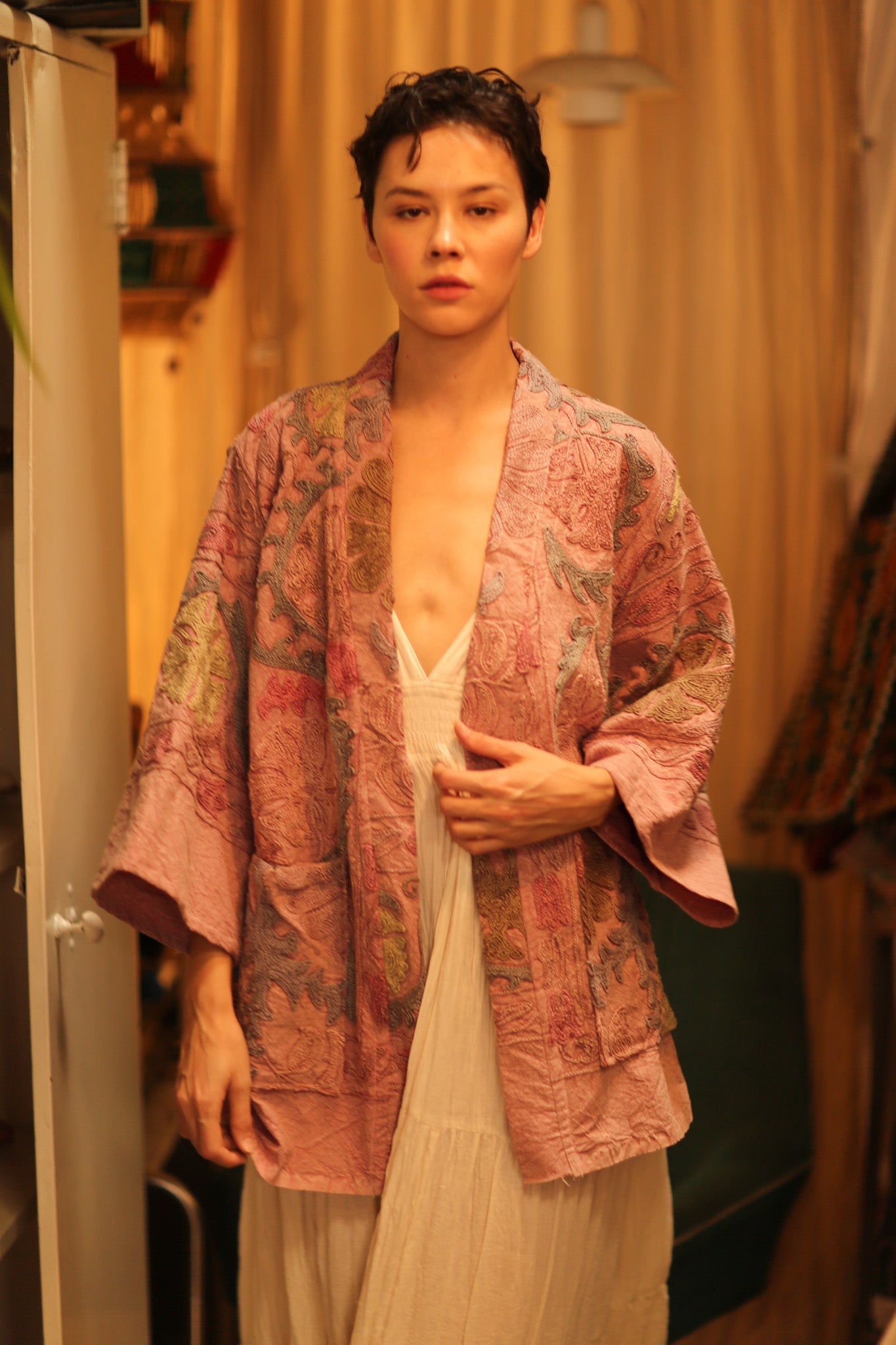 SUZANI SHORT KIMONO MONTY PINK ASSORTED - BANGKOK TAILOR CLOTHING STORE - HANDMADE CLOTHING