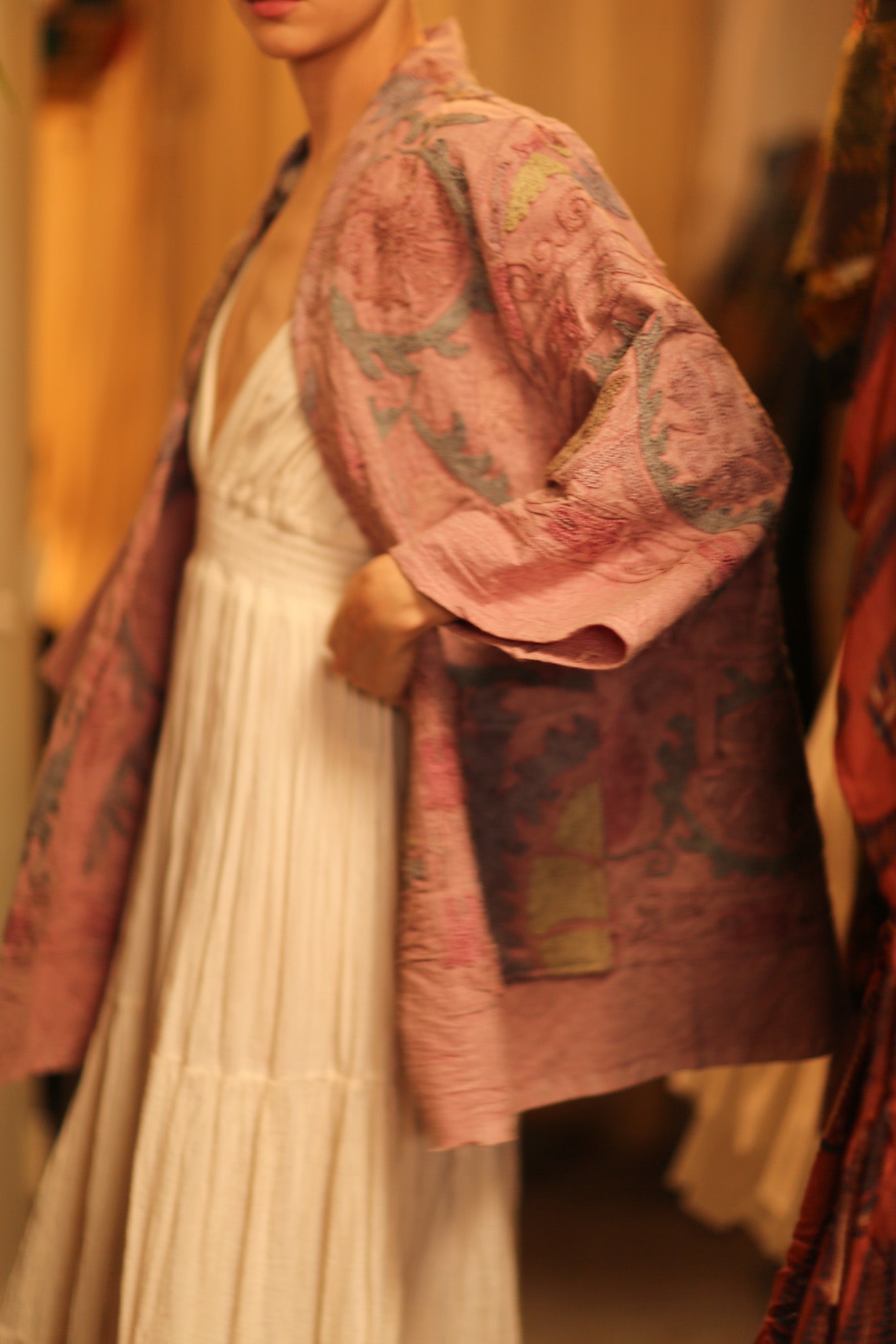 SUZANI SHORT KIMONO MONTY PINK ASSORTED - BANGKOK TAILOR CLOTHING STORE - HANDMADE CLOTHING