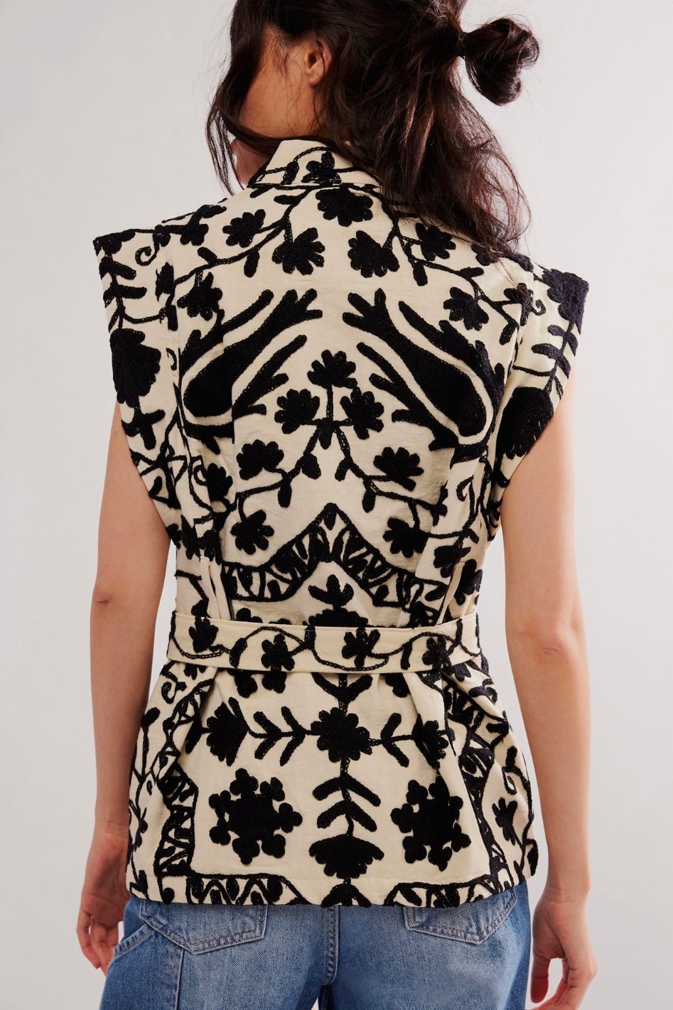 SUZANI VEST CLAUDINE - BANGKOK TAILOR CLOTHING STORE - HANDMADE CLOTHING