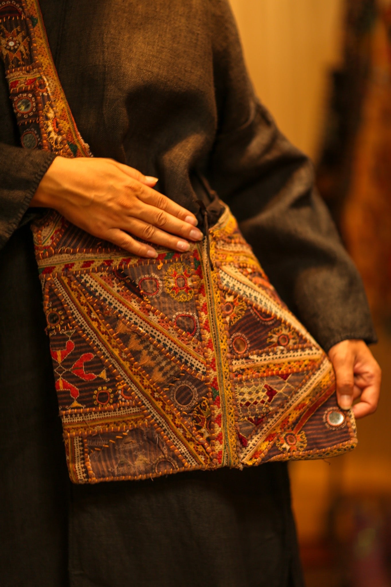 TAHNEE EMBROIDERED BAG - BANGKOK TAILOR CLOTHING STORE - HANDMADE CLOTHING