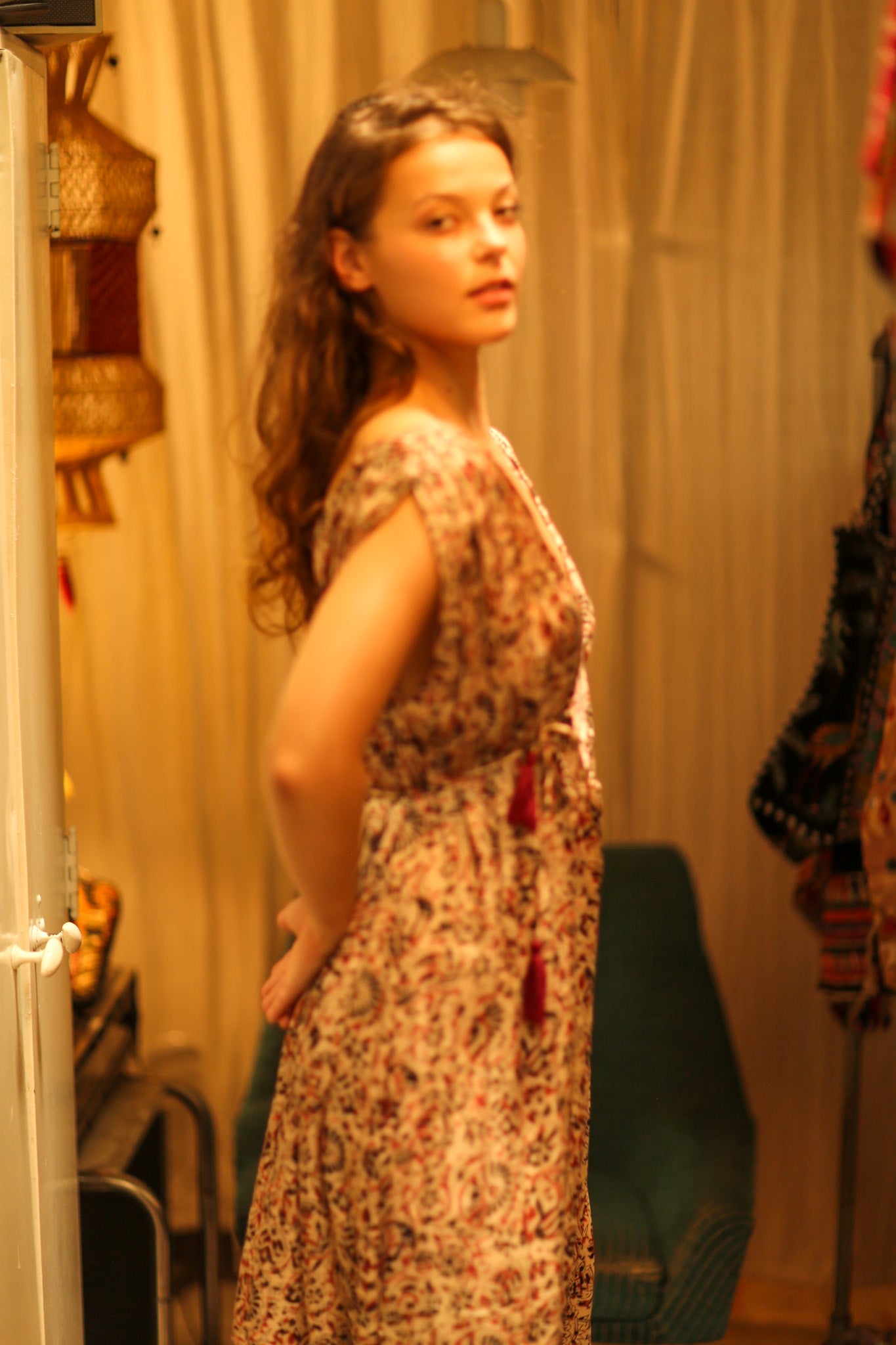 VICTORIA DRESS SILK CIRCUS RED - BANGKOK TAILOR CLOTHING STORE - HANDMADE CLOTHING