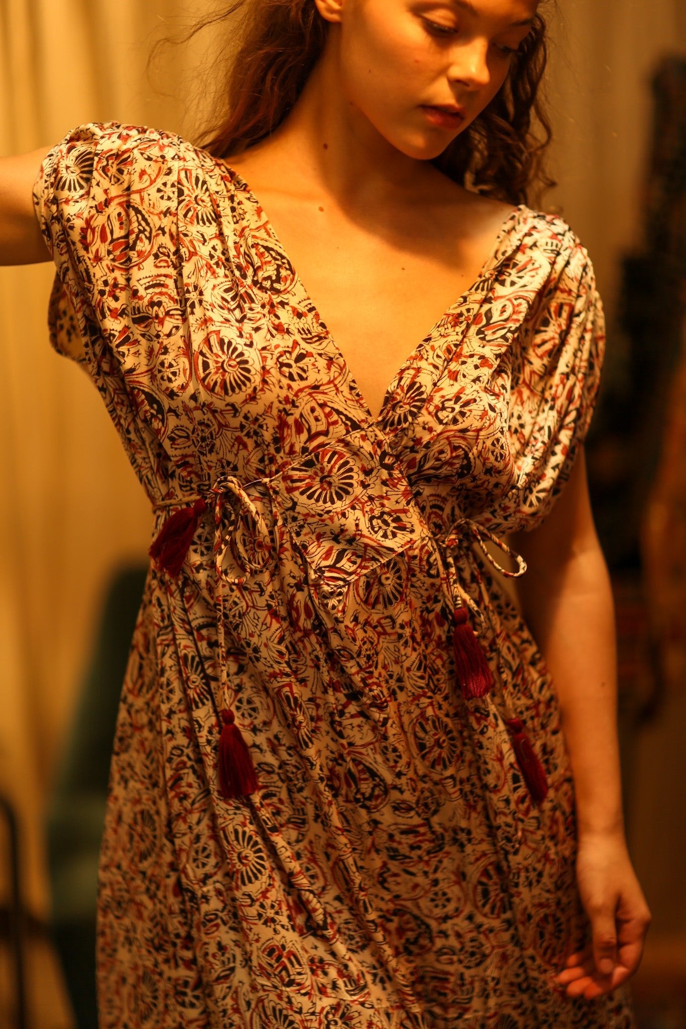 VICTORIA DRESS SILK CIRCUS RED - BANGKOK TAILOR CLOTHING STORE - HANDMADE CLOTHING