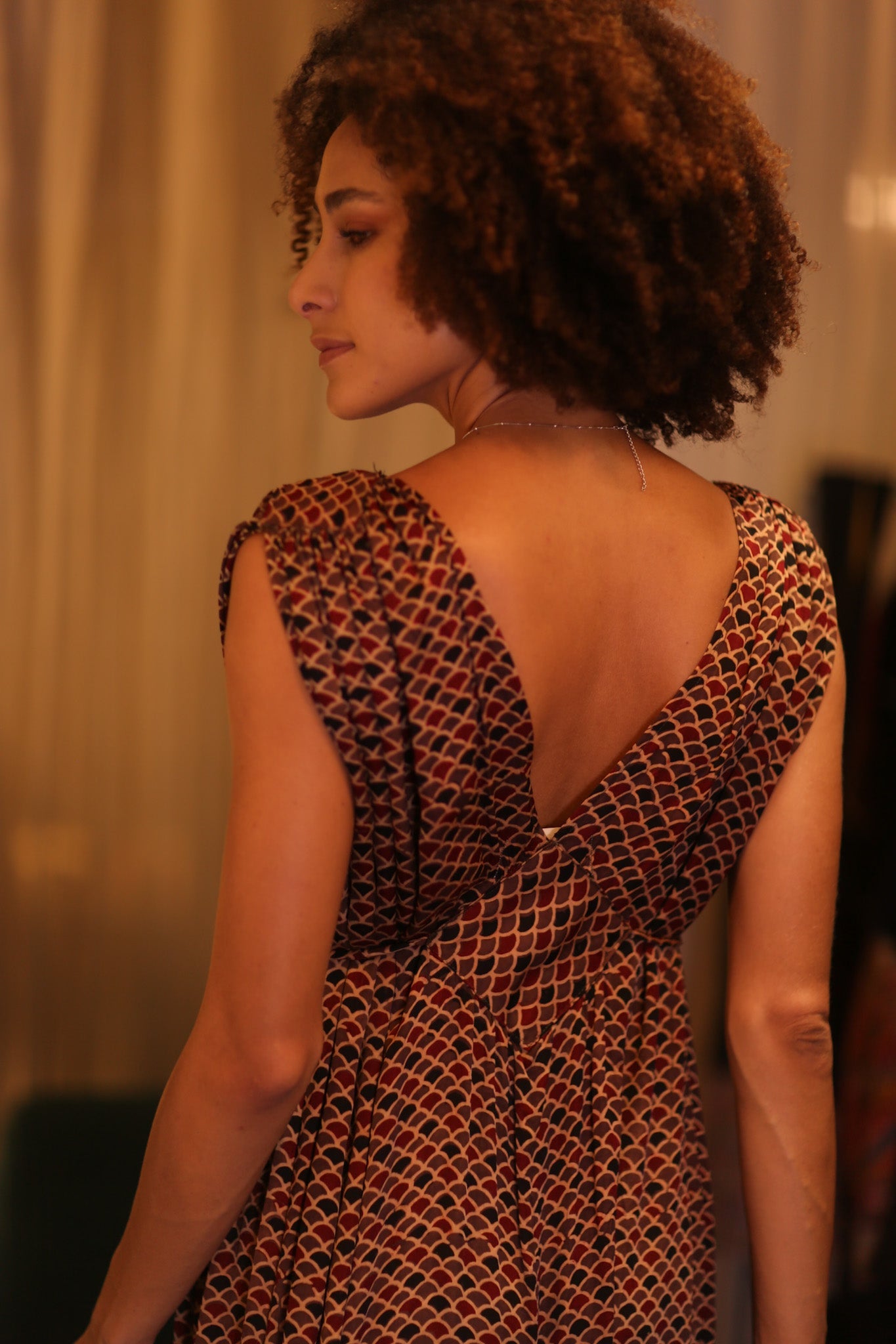 VICTORIA SILK AIRA DRESS - BANGKOK TAILOR CLOTHING STORE - HANDMADE CLOTHING