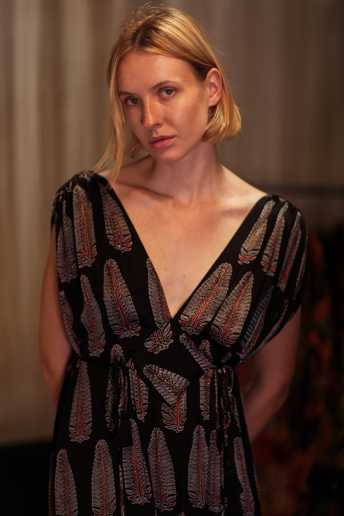 VICTORIA SILK DRESS BLACK FEATHER - BANGKOK TAILOR CLOTHING STORE - HANDMADE CLOTHING