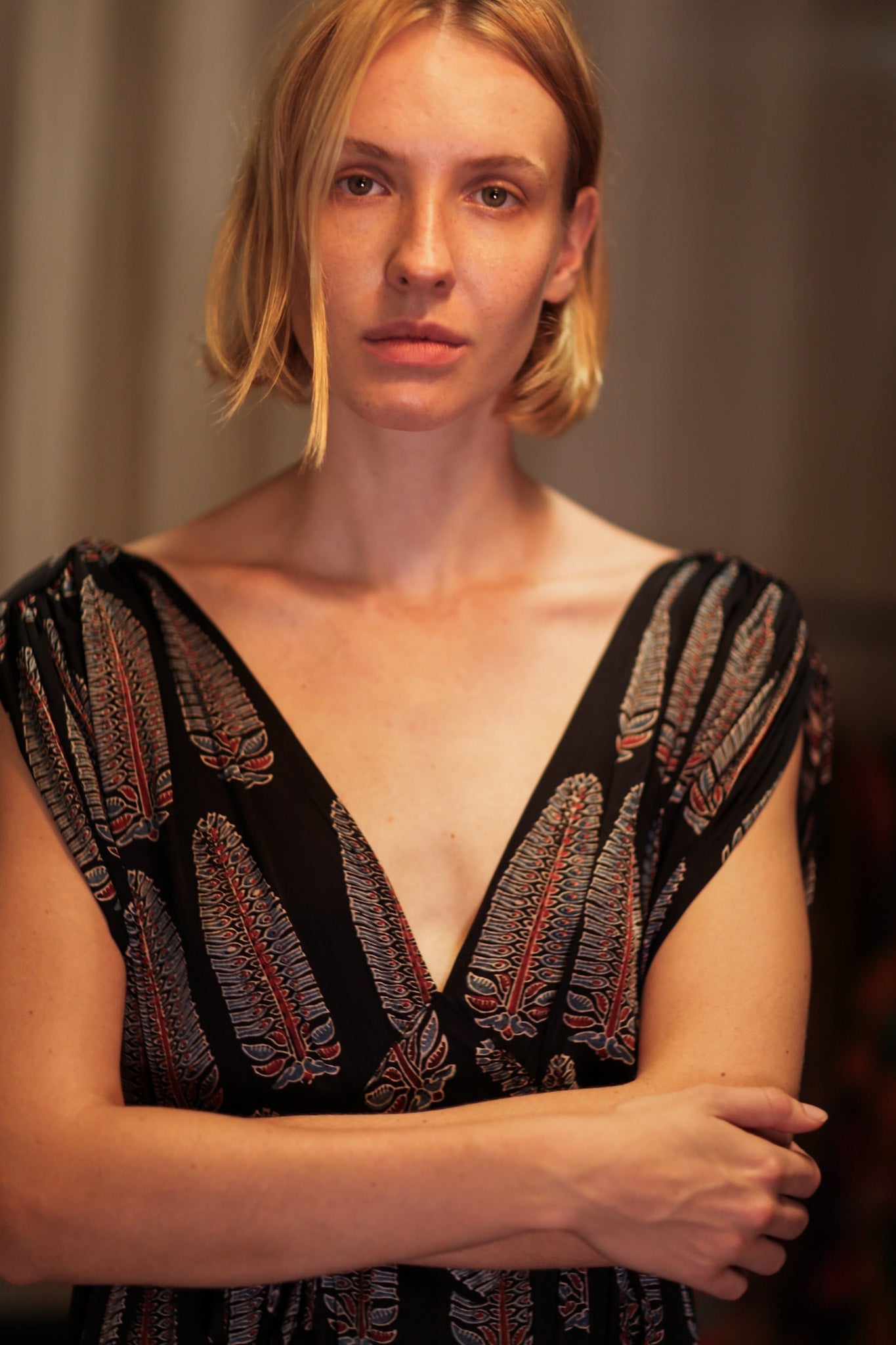 VICTORIA SILK DRESS BLACK FEATHER - BANGKOK TAILOR CLOTHING STORE - HANDMADE CLOTHING