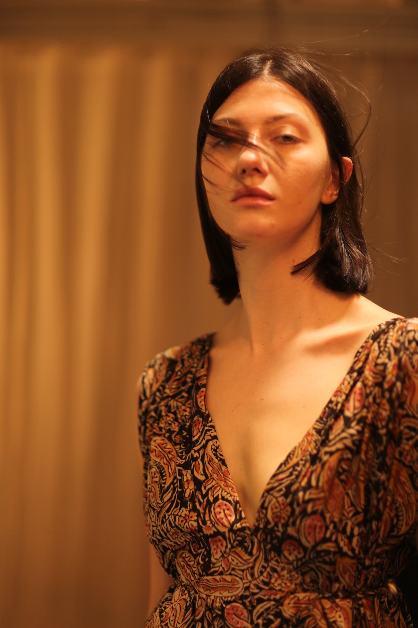 VICTORIA SILK DRESS CARNIVORE BLACK - BANGKOK TAILOR CLOTHING STORE - HANDMADE CLOTHING