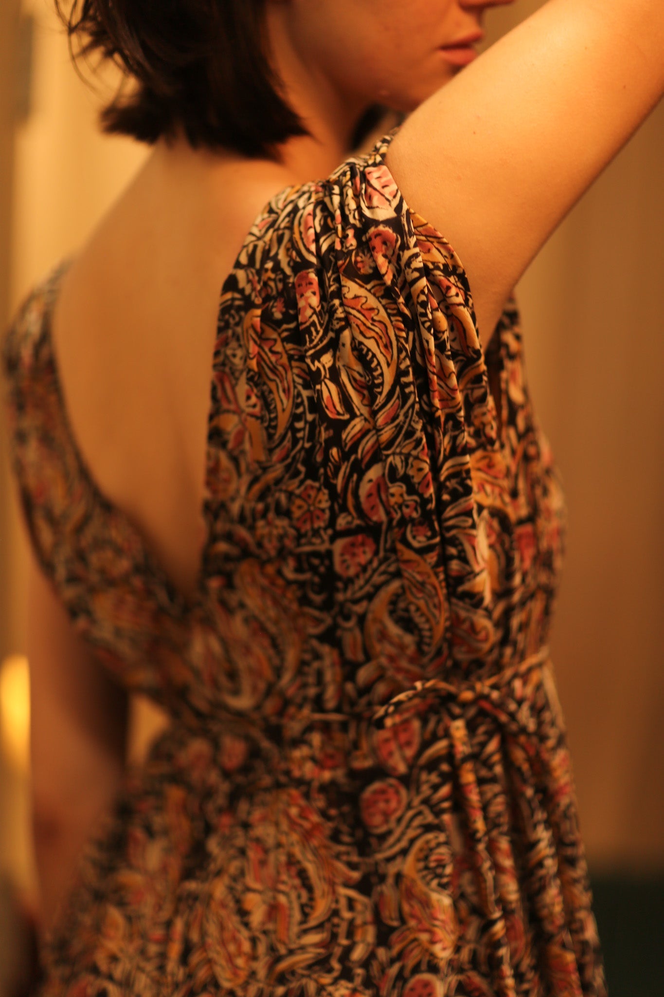 VICTORIA SILK DRESS CARNIVORE BLACK - BANGKOK TAILOR CLOTHING STORE - HANDMADE CLOTHING