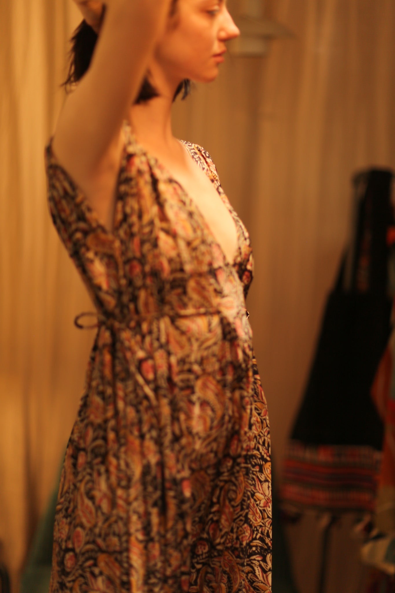 VICTORIA SILK DRESS CARNIVORE BLACK - BANGKOK TAILOR CLOTHING STORE - HANDMADE CLOTHING