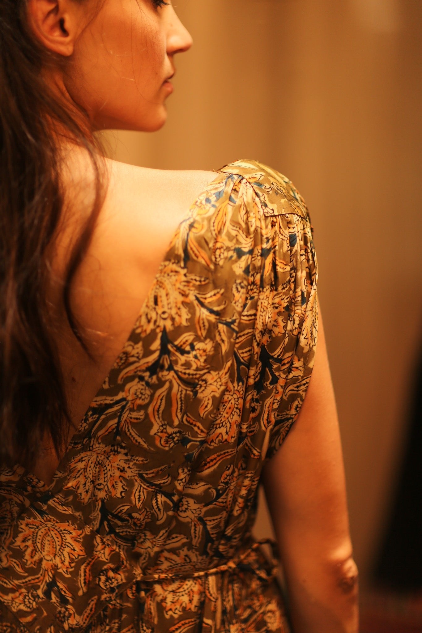 VICTORIA SILK DRESS CARNIVORE COFFEE - BANGKOK TAILOR CLOTHING STORE - HANDMADE CLOTHING