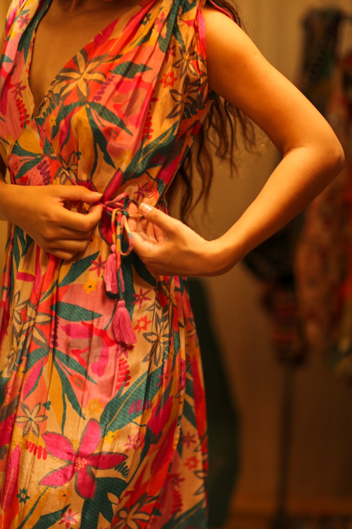 VICTORIA SILK DRESS FLOWER BOMB - BANGKOK TAILOR CLOTHING STORE - HANDMADE CLOTHING