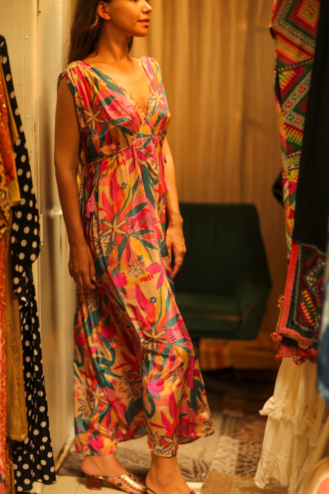 VICTORIA SILK DRESS FLOWER BOMB - BANGKOK TAILOR CLOTHING STORE - HANDMADE CLOTHING