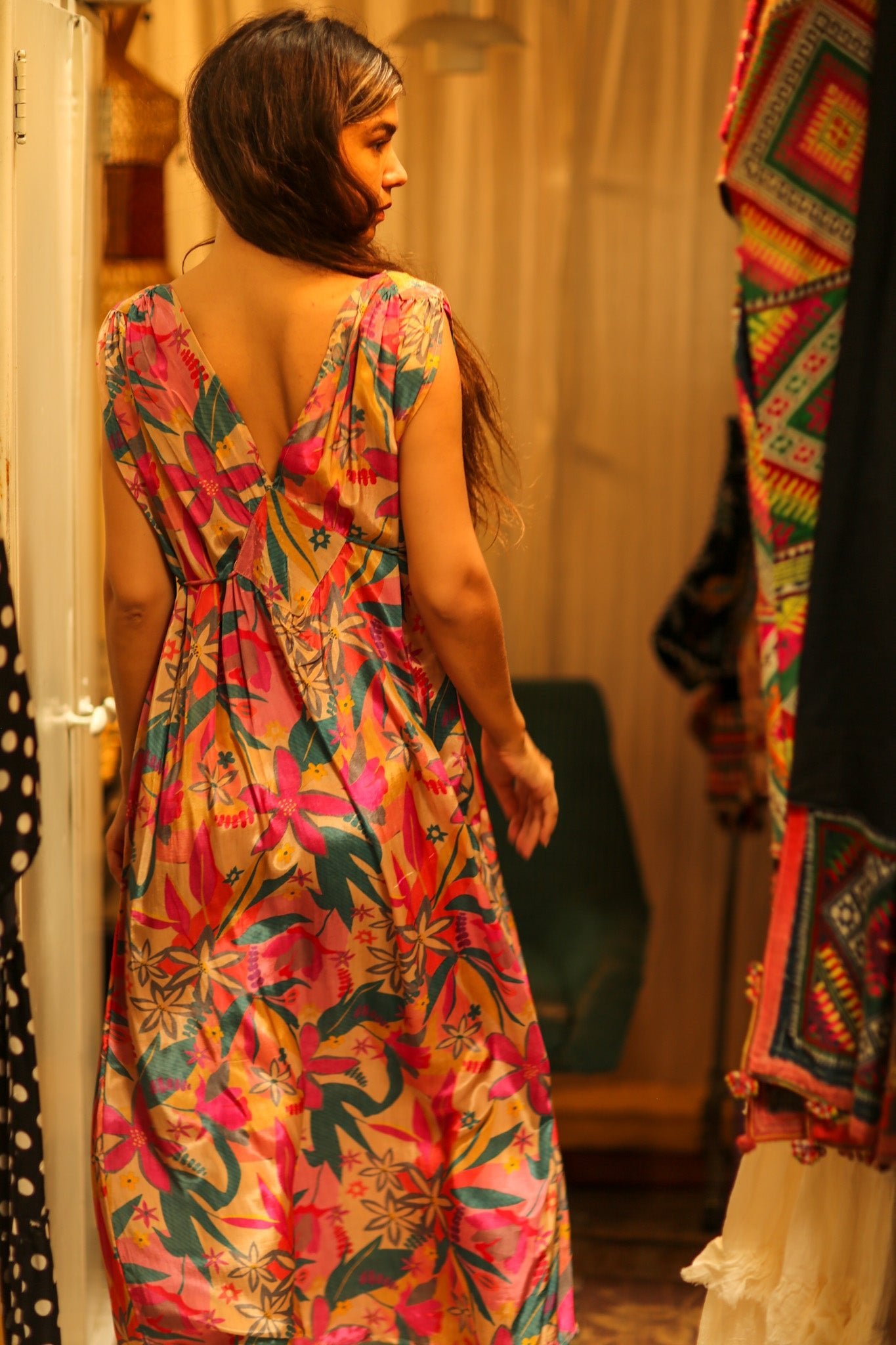 VICTORIA SILK DRESS FLOWER BOMB - BANGKOK TAILOR CLOTHING STORE - HANDMADE CLOTHING