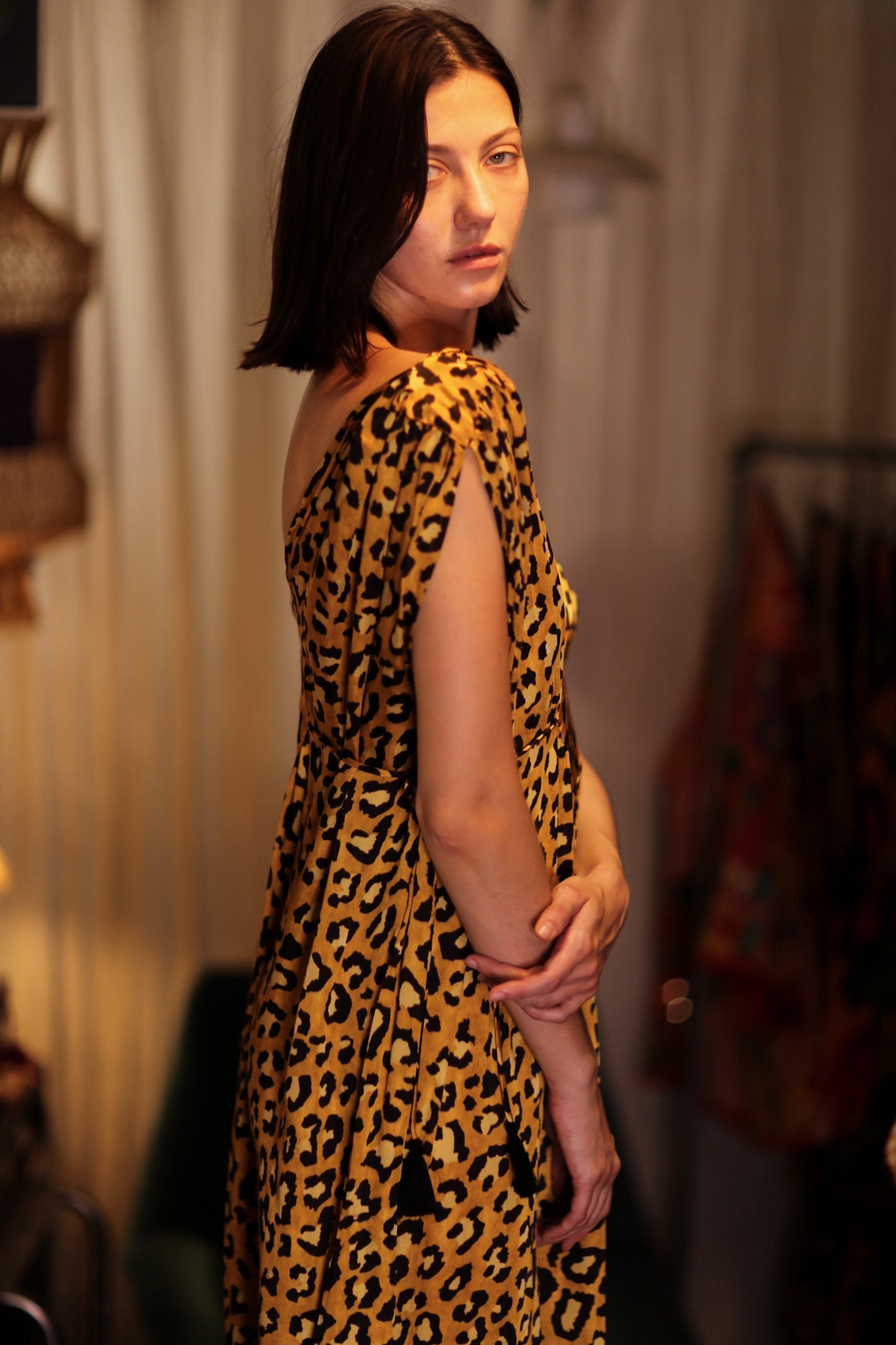 VICTORIA SILK DRESS LEO - BANGKOK TAILOR CLOTHING STORE - HANDMADE CLOTHING