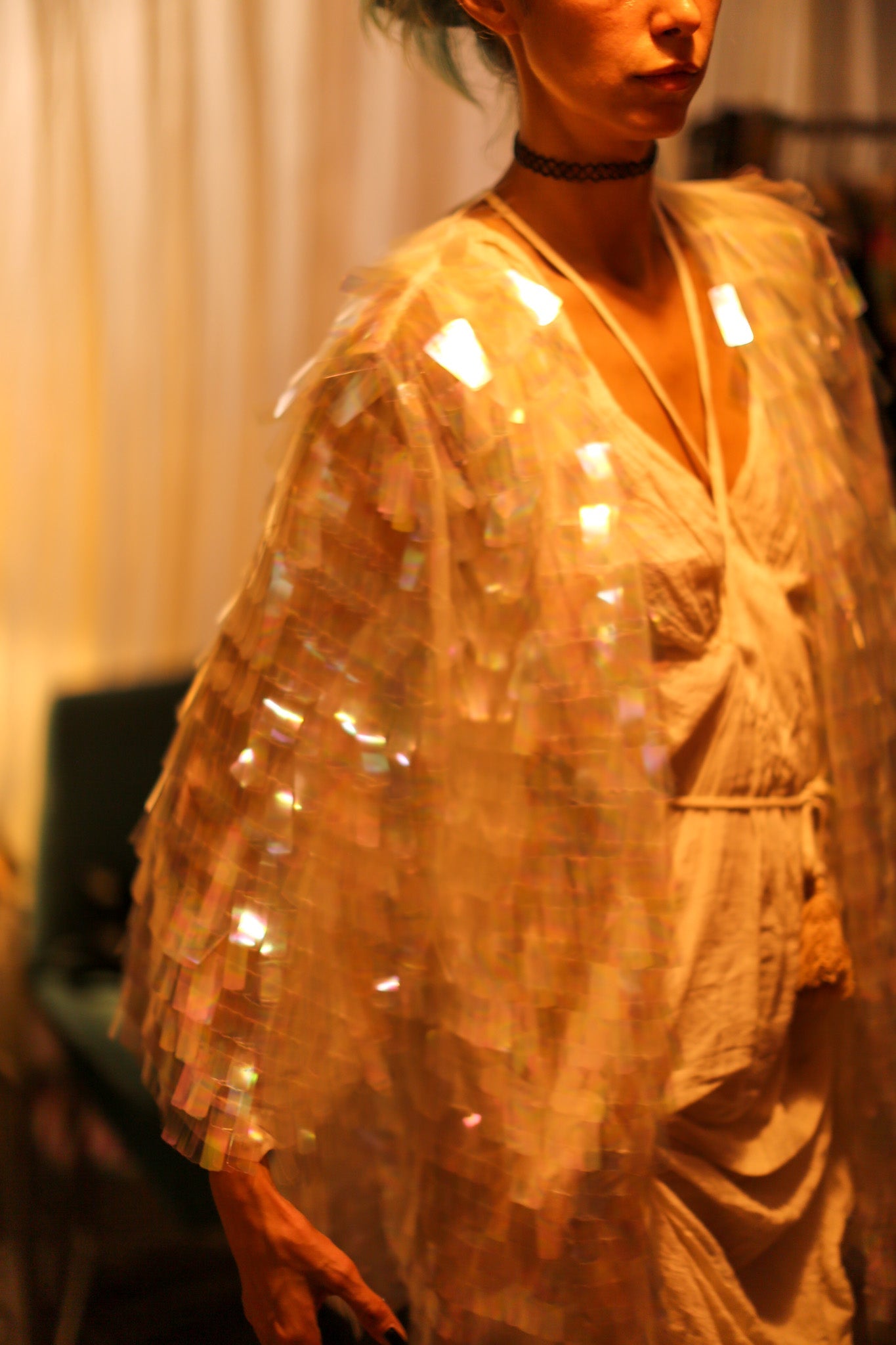 WHITE GLITTER KIMONO HEIKY - BANGKOK TAILOR CLOTHING STORE - HANDMADE CLOTHING