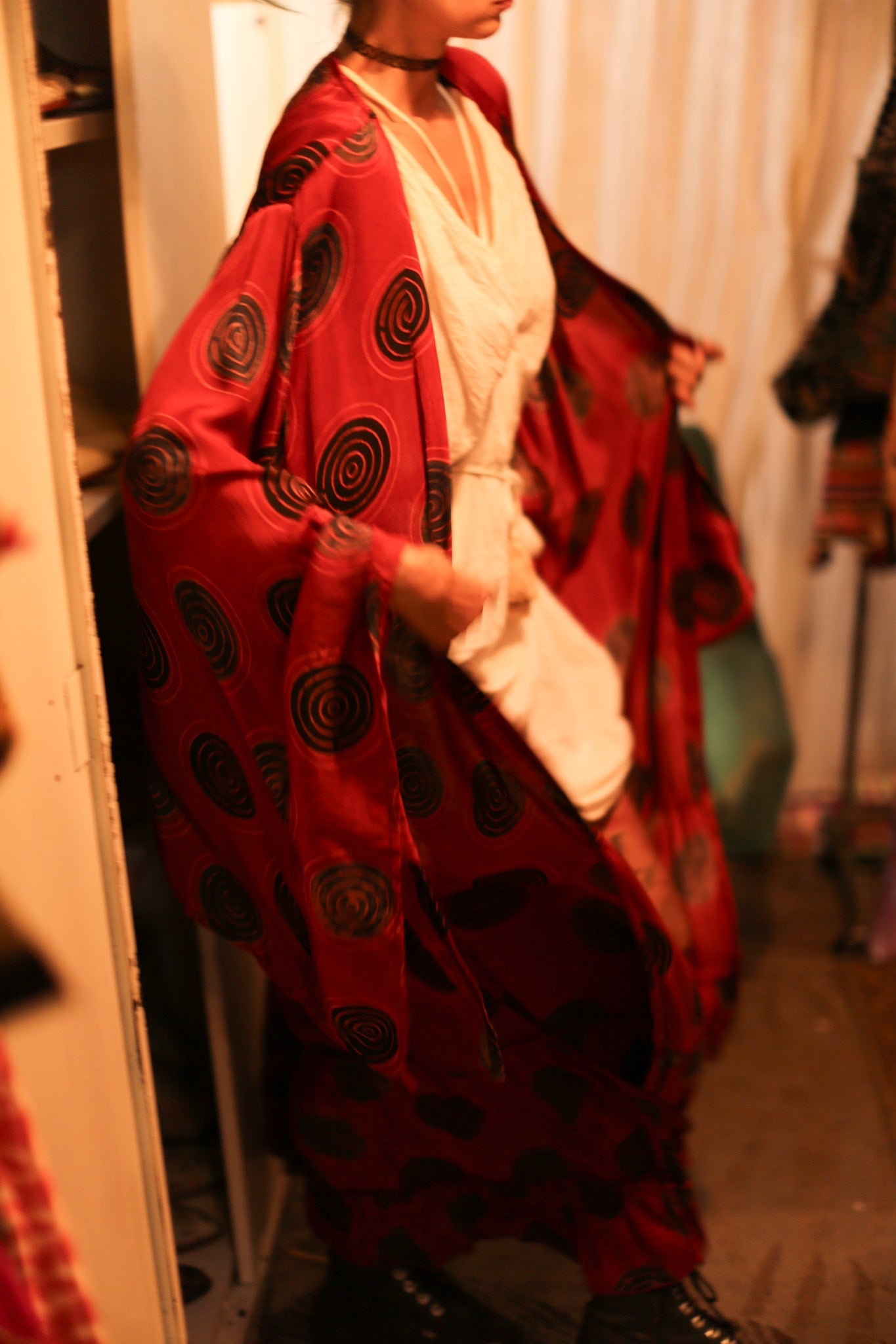 XXL WING SILK KIMONO - BANGKOK TAILOR CLOTHING STORE - HANDMADE CLOTHING