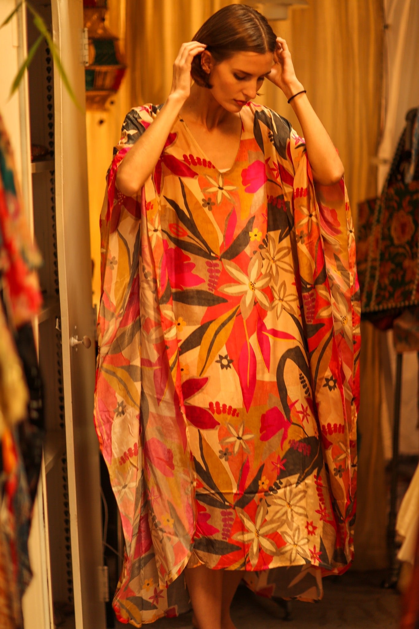 YAYA SILK KAFTAN IN JUNGLE - BANGKOK TAILOR CLOTHING STORE - HANDMADE CLOTHING