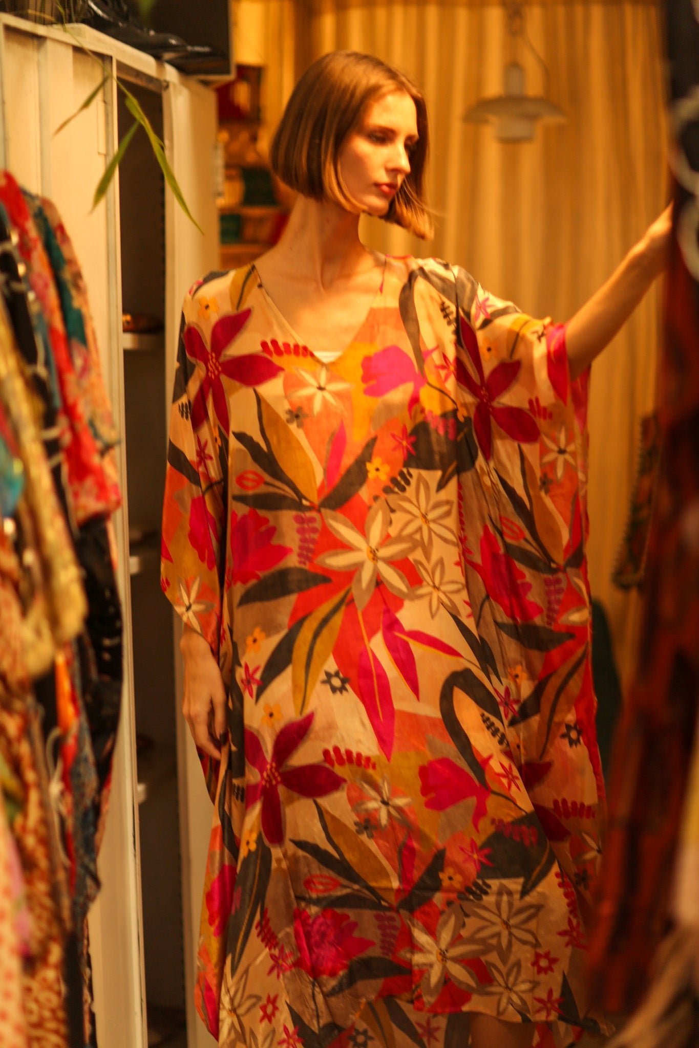 YAYA SILK KAFTAN IN JUNGLE - BANGKOK TAILOR CLOTHING STORE - HANDMADE CLOTHING