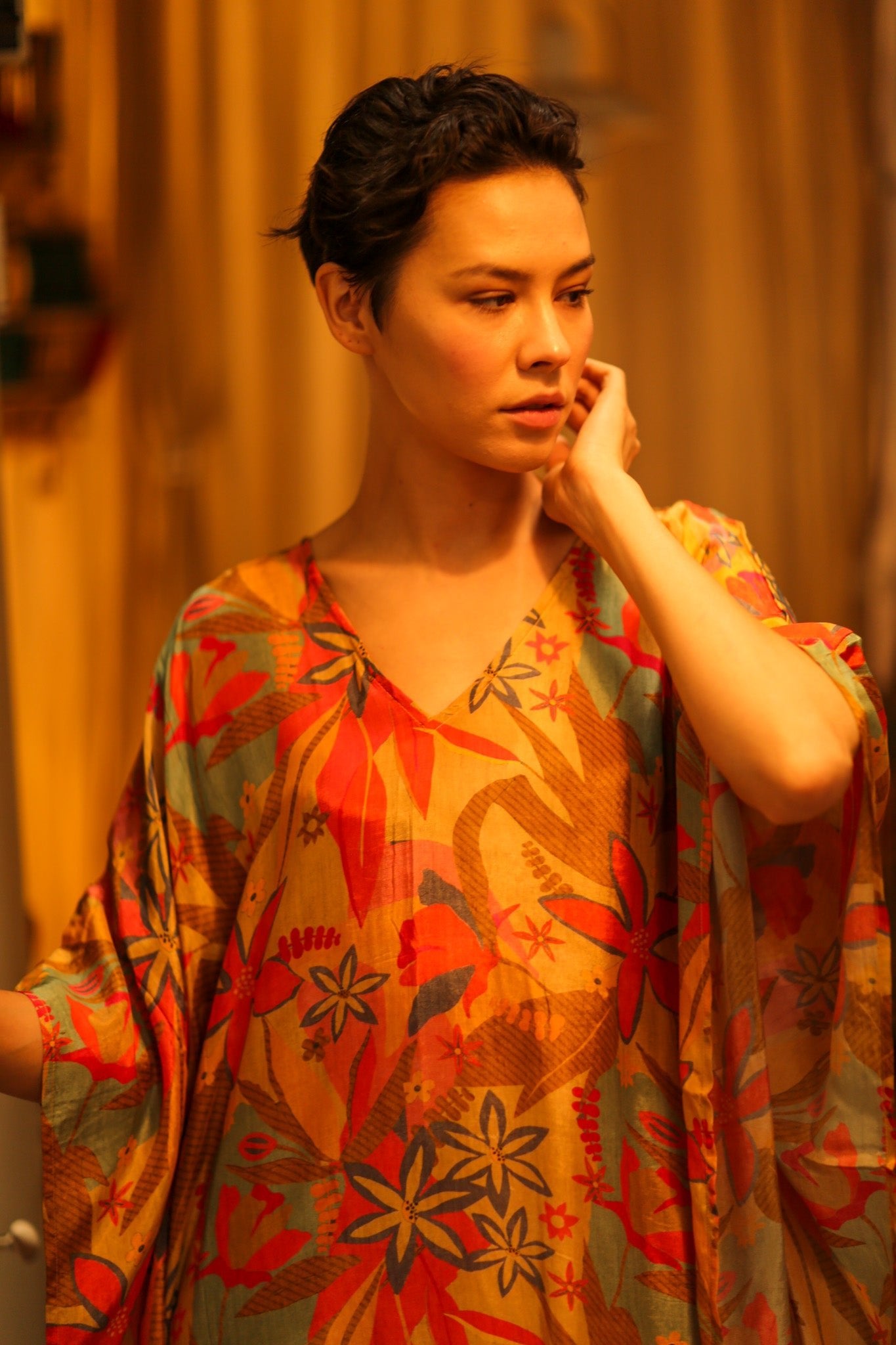 YAYA SILK KAFTAN LIGHT COLORFUL JUNGLE - BANGKOK TAILOR CLOTHING STORE - HANDMADE CLOTHING