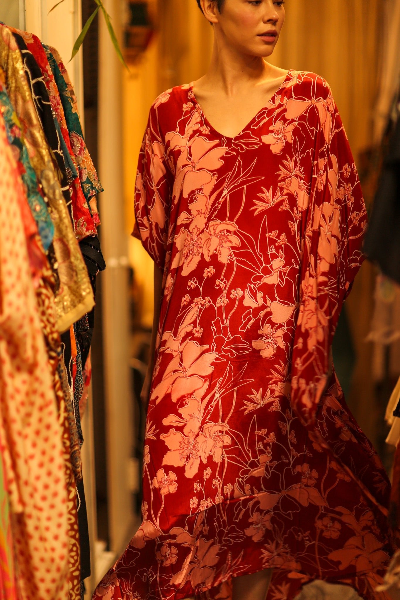 YAYA SILK KAFTAN RED SHERLYN - BANGKOK TAILOR CLOTHING STORE - HANDMADE CLOTHING