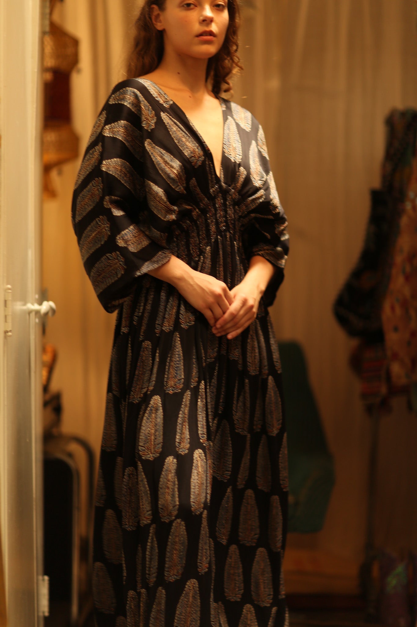 ZURI SILK DRESS BLACK FEATHER - BANGKOK TAILOR CLOTHING STORE - HANDMADE CLOTHING
