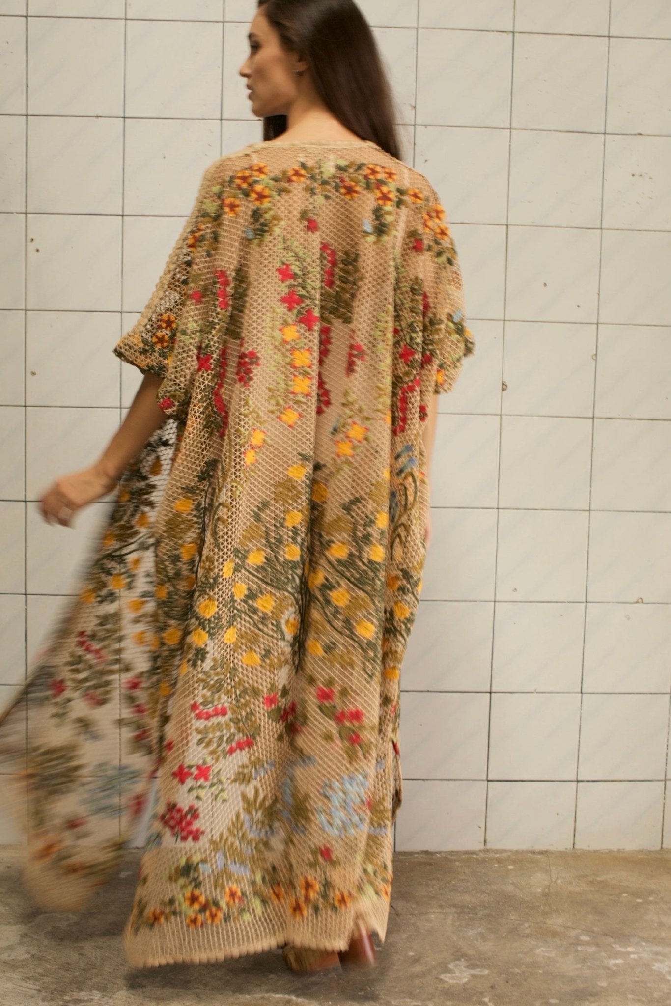 ARISTAEUS HONEY COTTON EMBROIDERED FLOWERS KIMONO - BANGKOK TAILOR CLOTHING STORE - HANDMADE CLOTHING