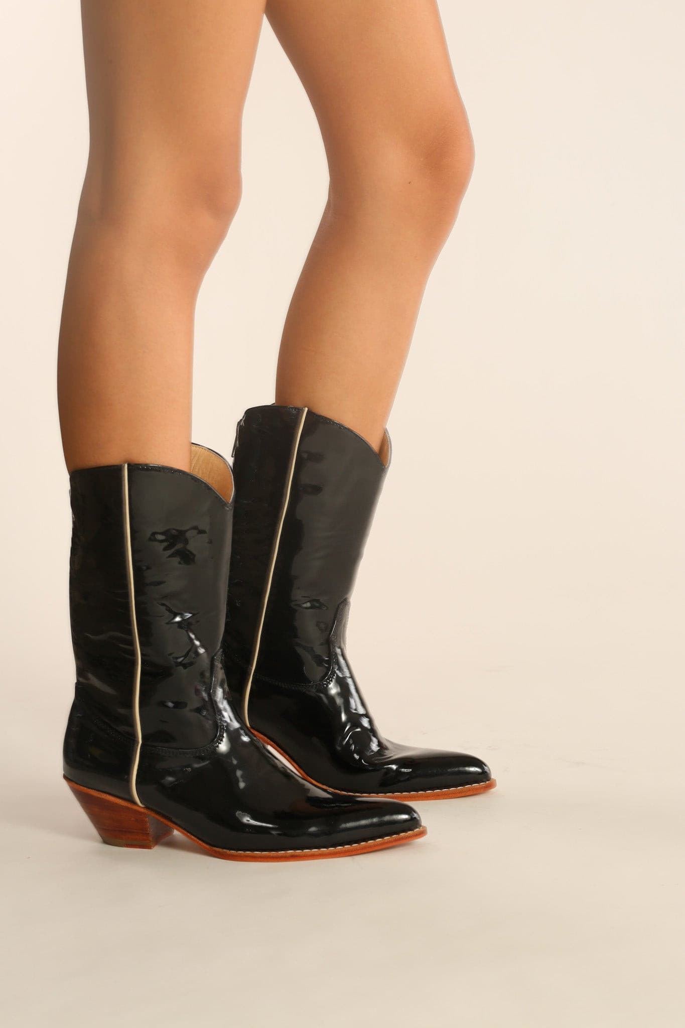 BLACK PATENT WESTERN BOOTS WAKANDA - BANGKOK TAILOR CLOTHING STORE - HANDMADE CLOTHING