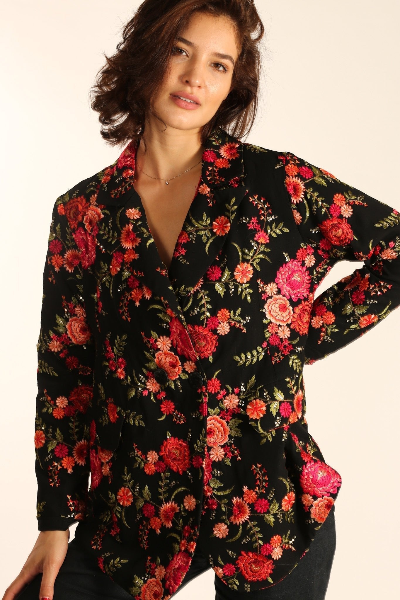 BLACK ROSE EMBROIDERED NOVELTY BLAZER JACKET MANON - BANGKOK TAILOR CLOTHING STORE - HANDMADE CLOTHING