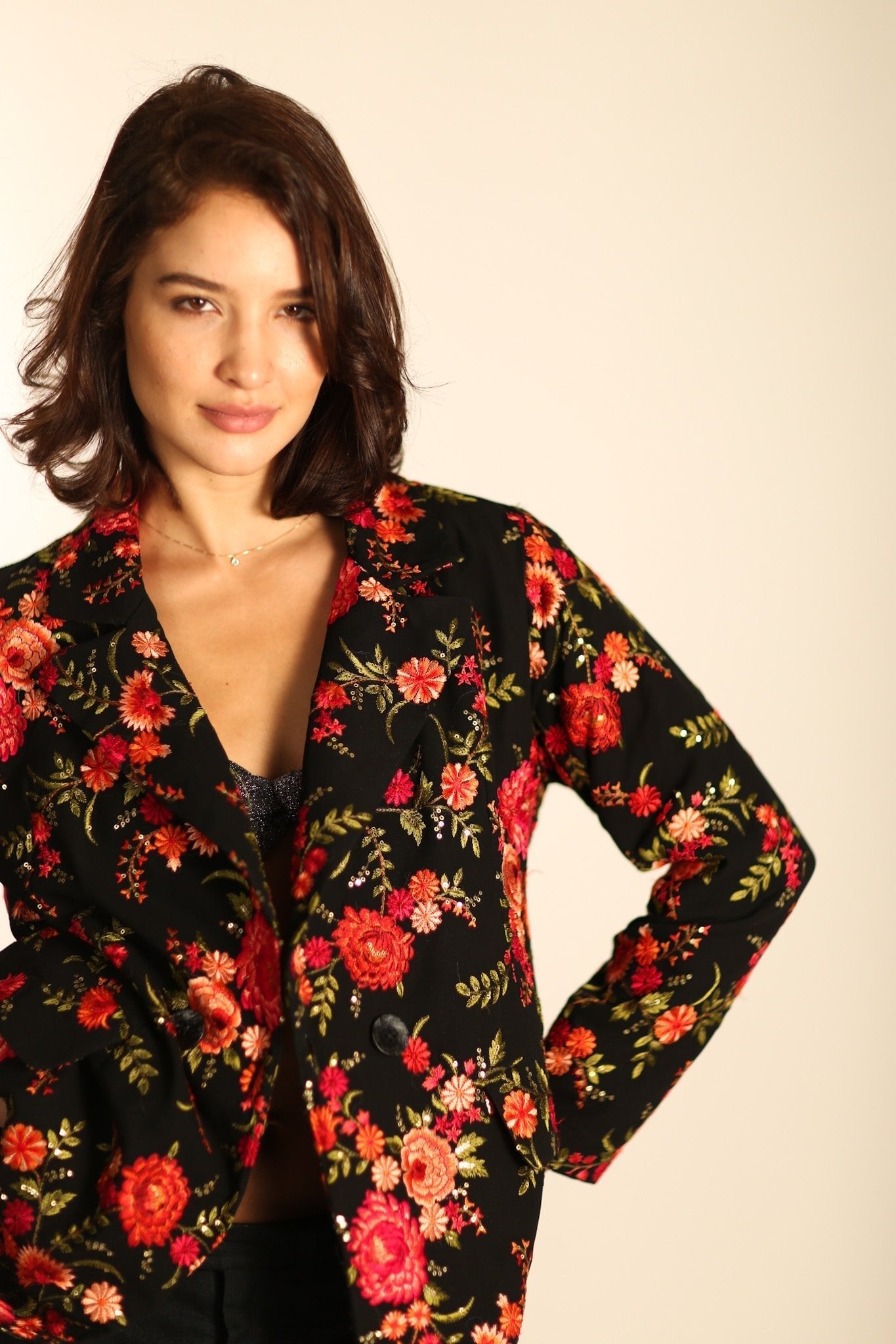 BLACK ROSE EMBROIDERED NOVELTY BLAZER JACKET MANON - BANGKOK TAILOR CLOTHING STORE - HANDMADE CLOTHING
