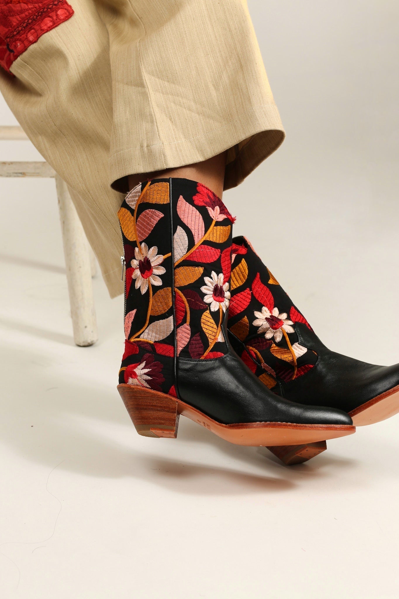 EMBROIDERED FLOWER WESTERN BOOTS X ANTHROPOLOGIE - BANGKOK TAILOR CLOTHING STORE - HANDMADE CLOTHING
