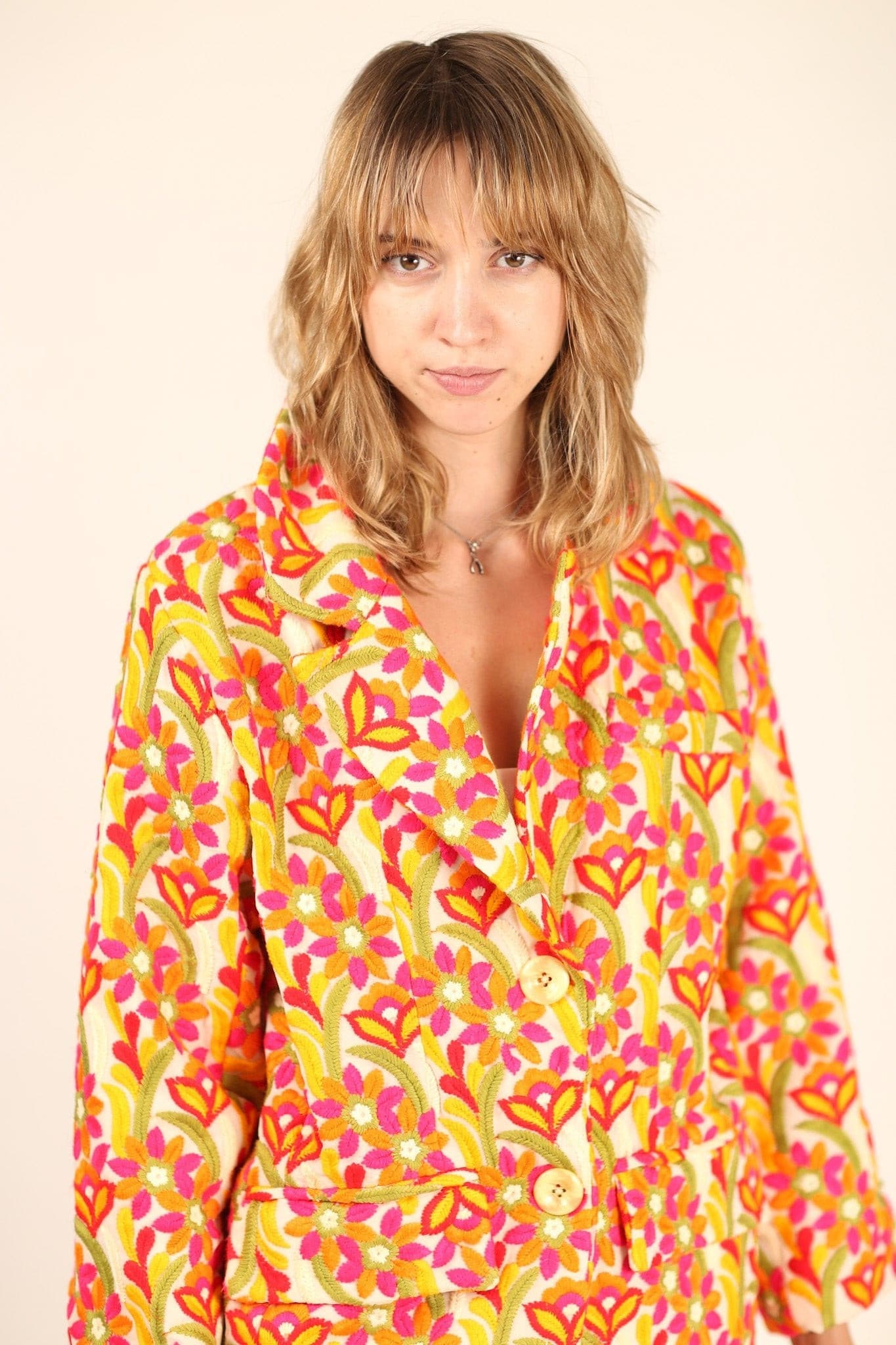 EMBROIDERED JACKET NESI - BANGKOK TAILOR CLOTHING STORE - HANDMADE CLOTHING