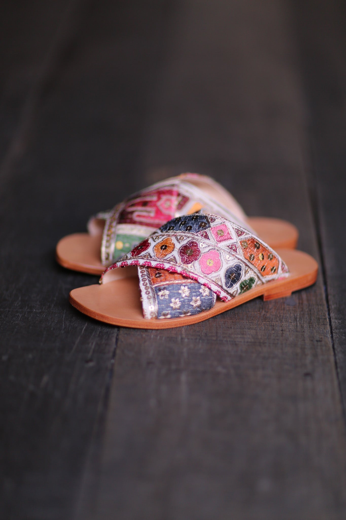 EMBROIDERED LEATHER SLIP ON SANDALS TRIBECA - BANGKOK TAILOR CLOTHING STORE - HANDMADE CLOTHING