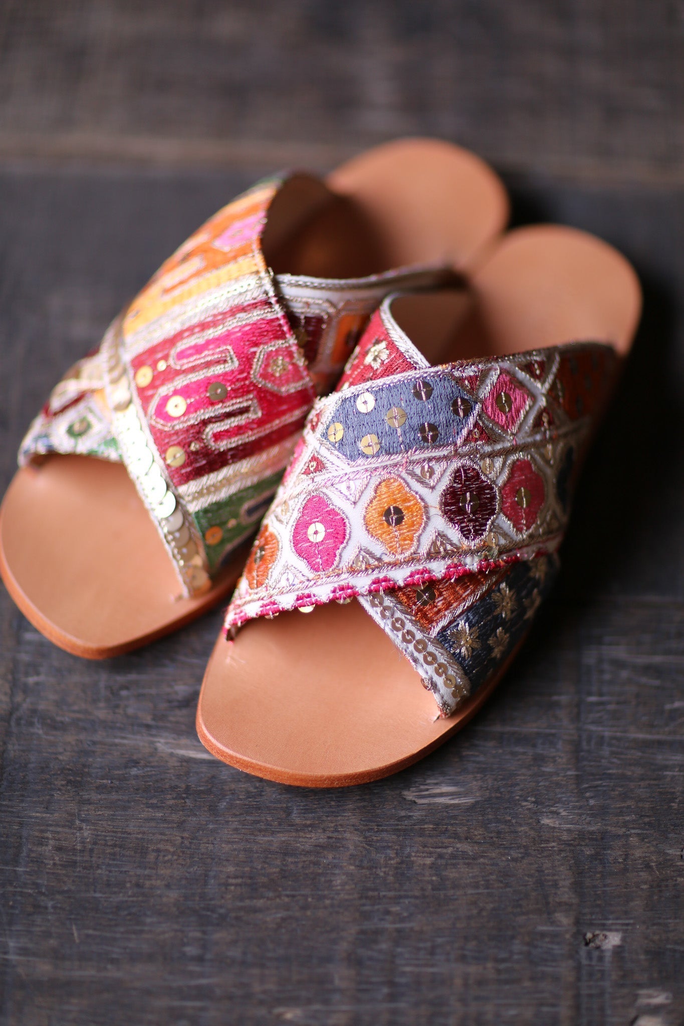 EMBROIDERED LEATHER SLIP ON SANDALS TRIBECA - BANGKOK TAILOR CLOTHING STORE - HANDMADE CLOTHING