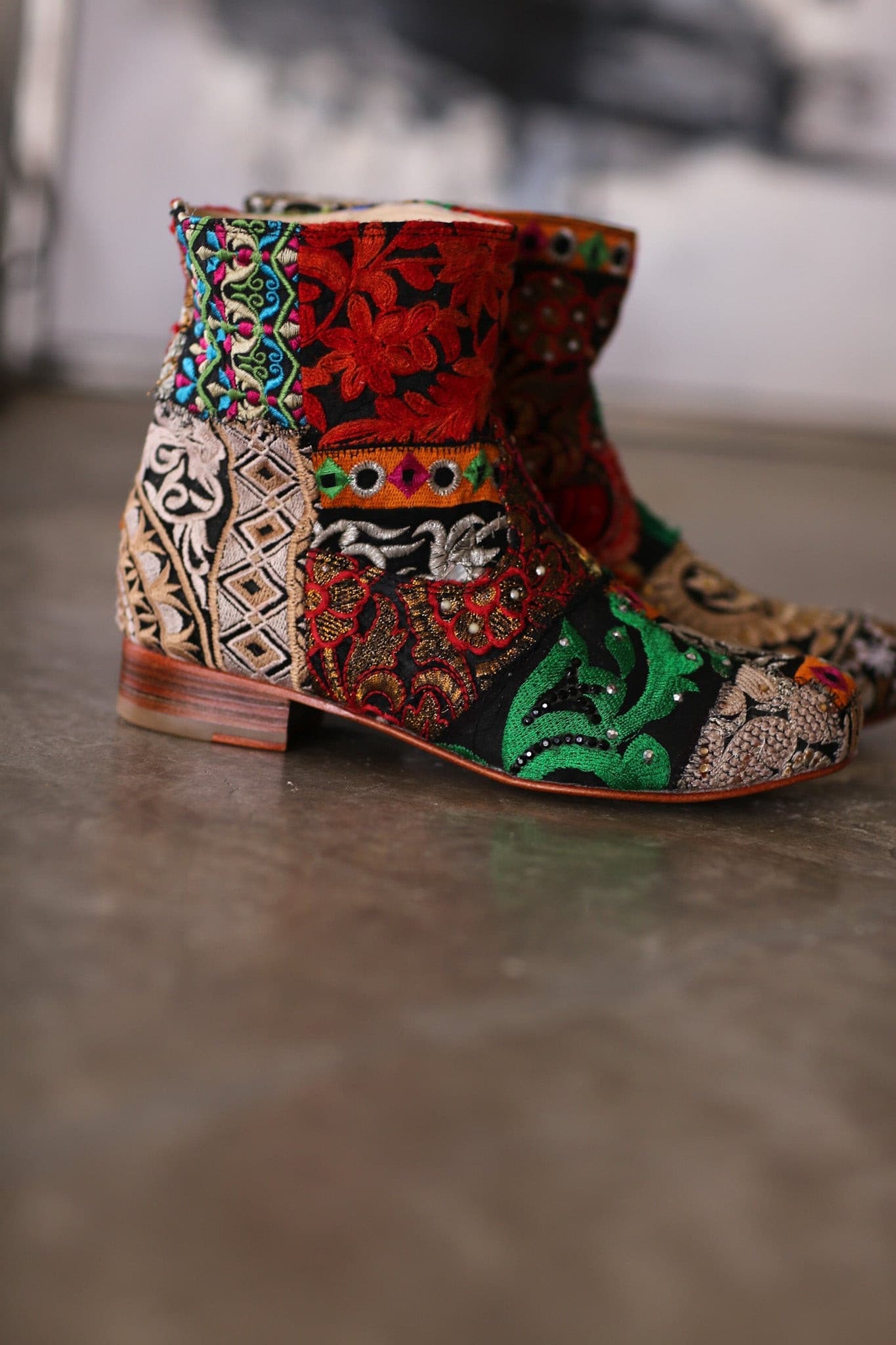 EMBROIDERED PATCHWORK BOOTS ROMY - BANGKOK TAILOR CLOTHING STORE - HANDMADE CLOTHING