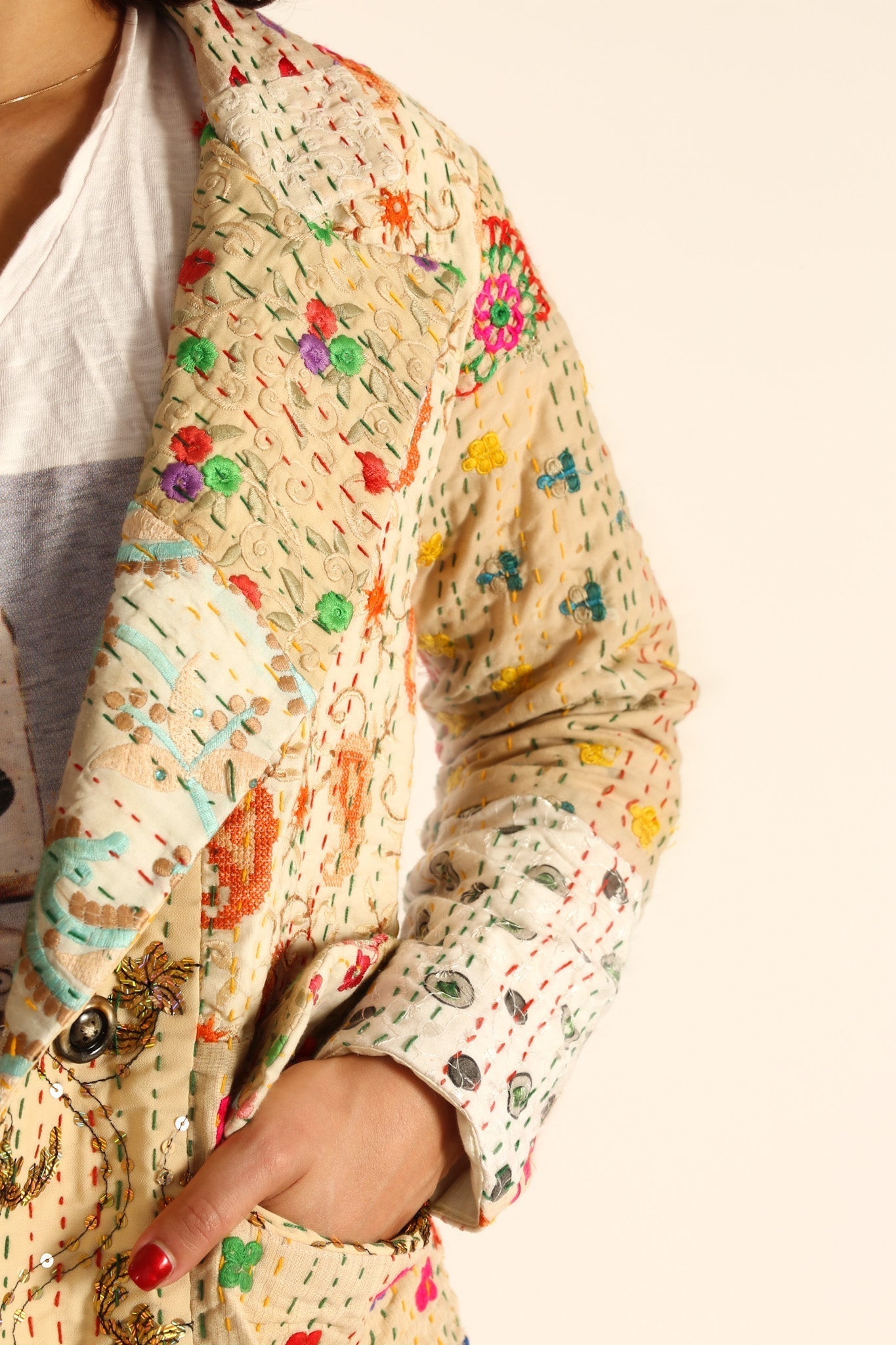 EMBROIDERED PATCHWORK JACKET PENNY - BANGKOK TAILOR CLOTHING STORE - HANDMADE CLOTHING