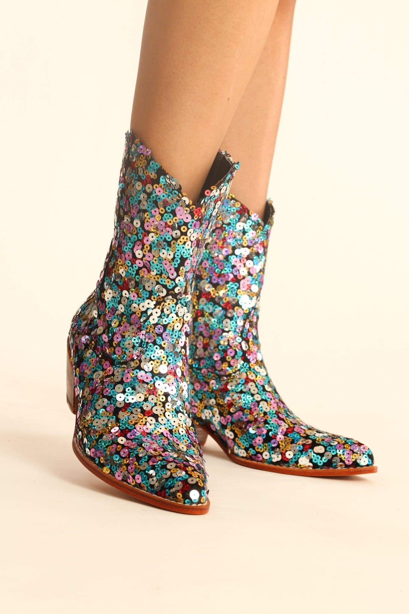 EMBROIDERED SEQUIN BOOTS NING - BANGKOK TAILOR CLOTHING STORE - HANDMADE CLOTHING