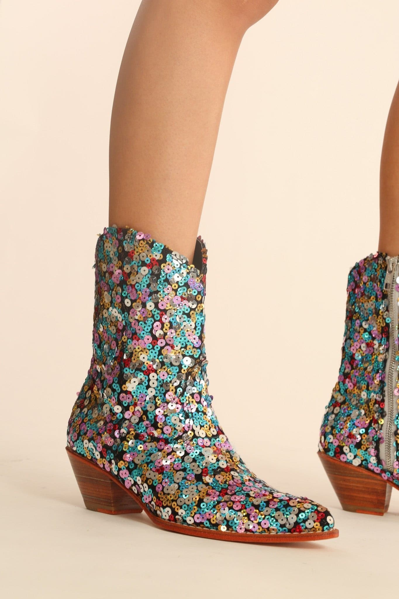 EMBROIDERED SEQUIN BOOTS NING - BANGKOK TAILOR CLOTHING STORE - HANDMADE CLOTHING