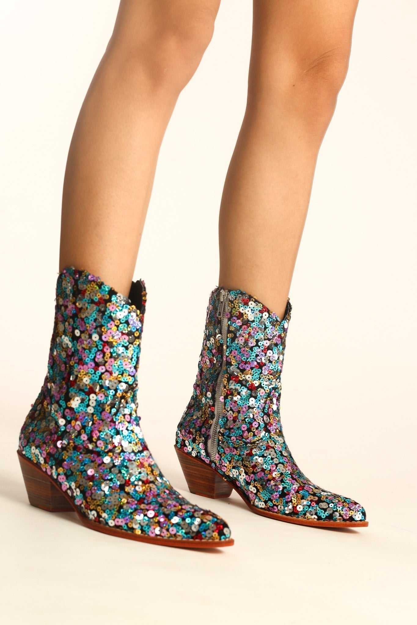EMBROIDERED SEQUIN BOOTS NING - BANGKOK TAILOR CLOTHING STORE - HANDMADE CLOTHING