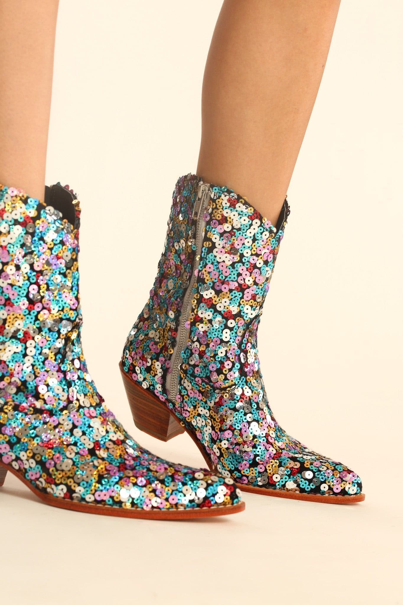 EMBROIDERED SEQUIN BOOTS NING - BANGKOK TAILOR CLOTHING STORE - HANDMADE CLOTHING
