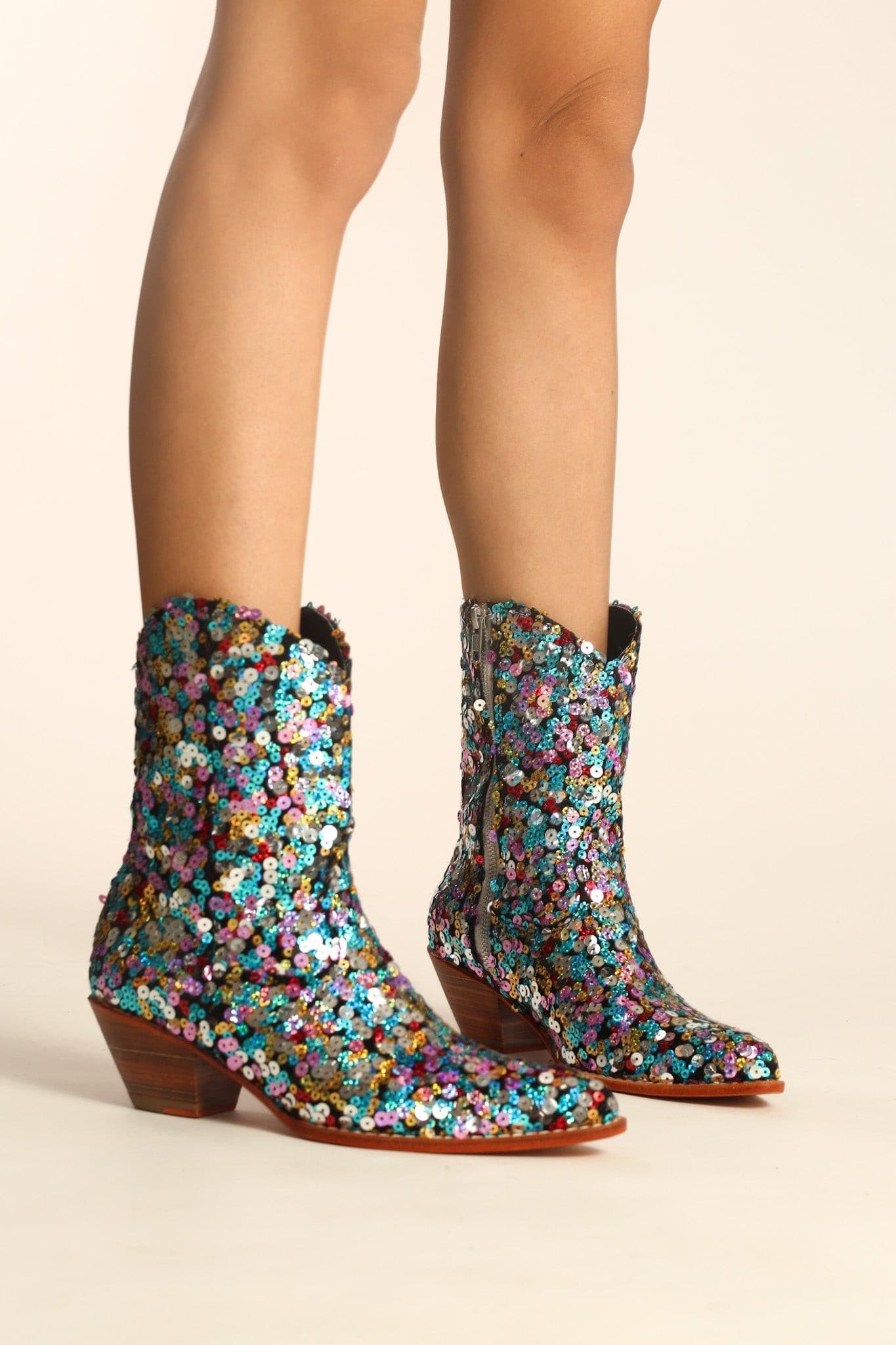EMBROIDERED SEQUIN BOOTS NING - BANGKOK TAILOR CLOTHING STORE - HANDMADE CLOTHING