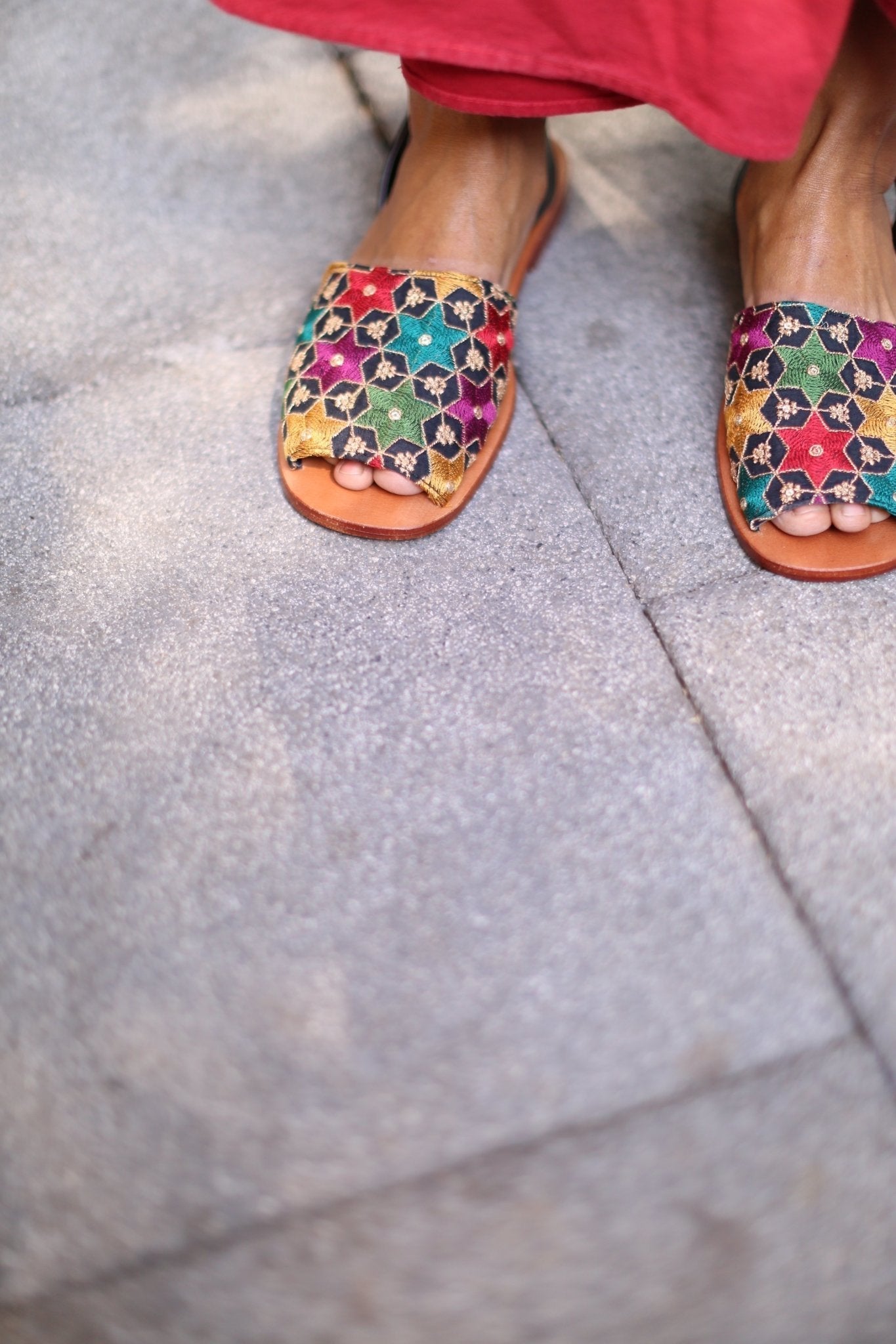 EMBROIDERED SEQUIN SILK SANDALS FRANCES - BANGKOK TAILOR CLOTHING STORE - HANDMADE CLOTHING