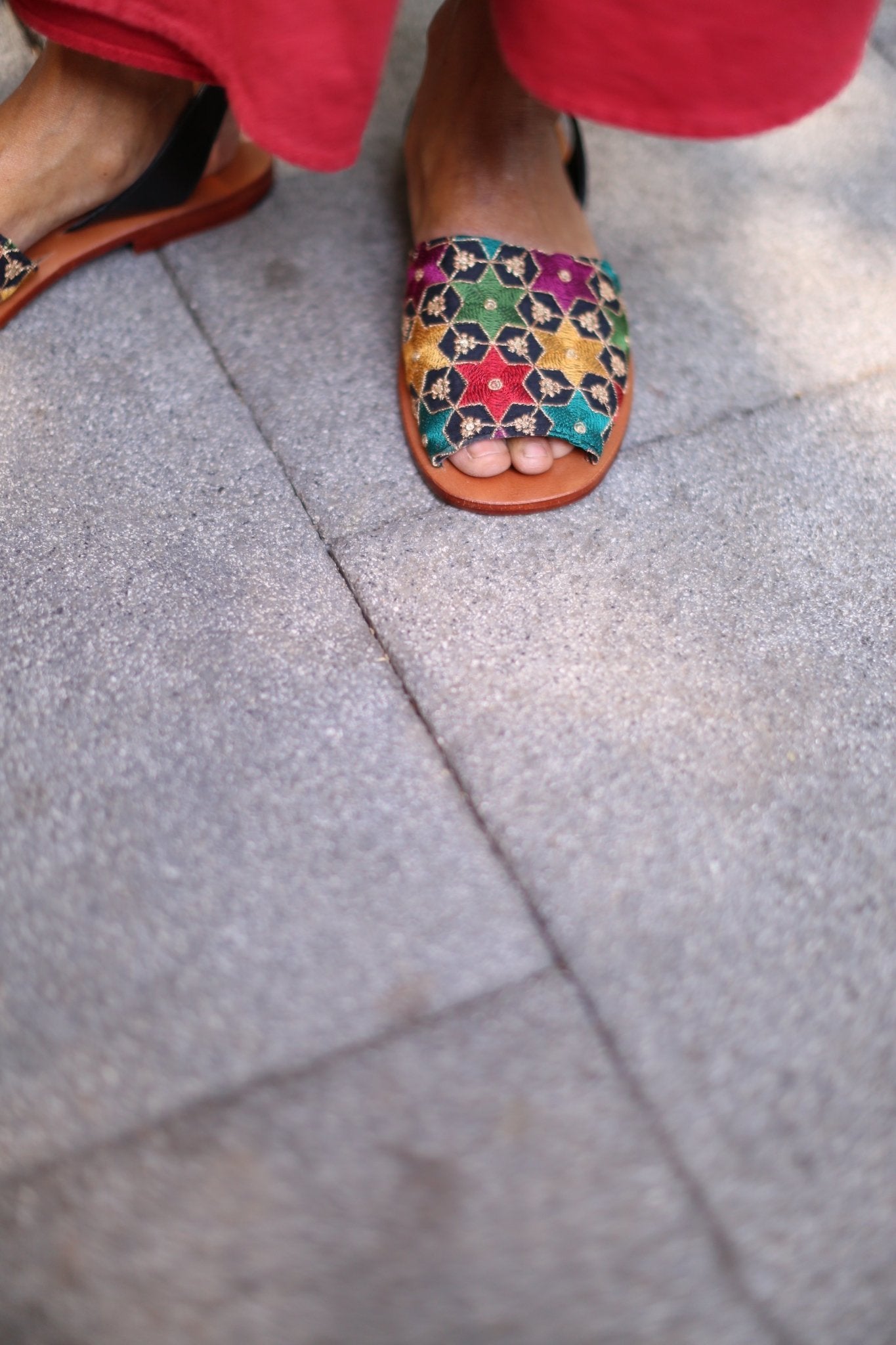 EMBROIDERED SEQUIN SILK SANDALS FRANCES - BANGKOK TAILOR CLOTHING STORE - HANDMADE CLOTHING