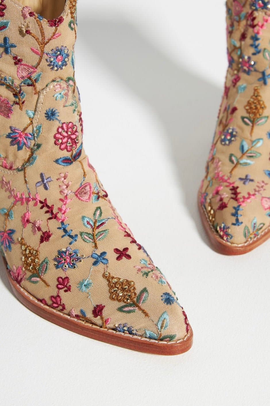 EMBROIDERED WESTERN BOOTS SUSAN X ANTHROPOLOGIE - BANGKOK TAILOR CLOTHING STORE - HANDMADE CLOTHING