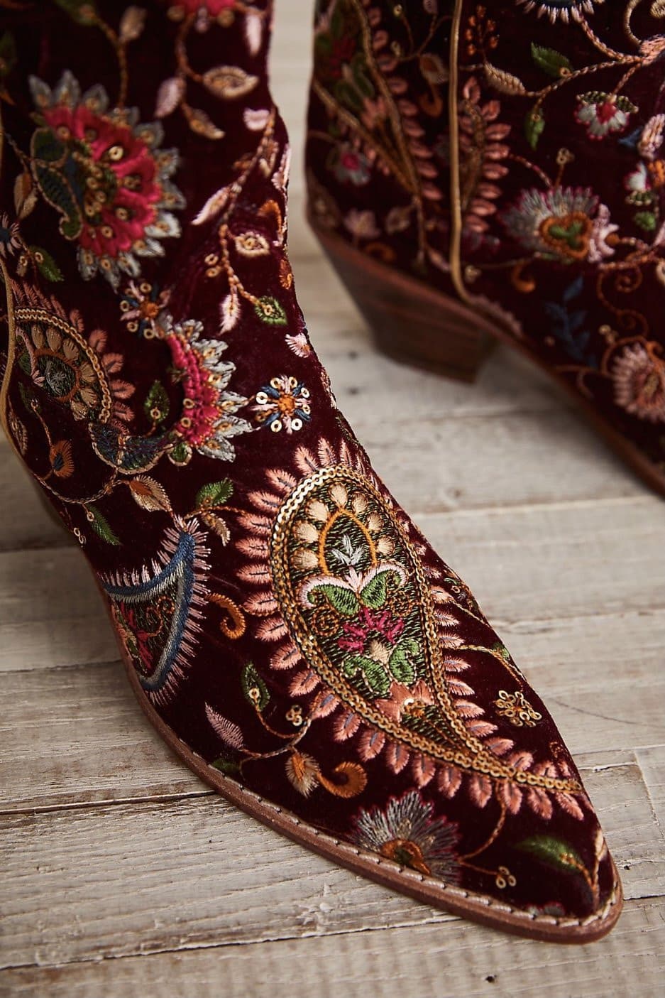 EVY EMBROIDERED VELVET BOOTS - BANGKOK TAILOR CLOTHING STORE - HANDMADE CLOTHING