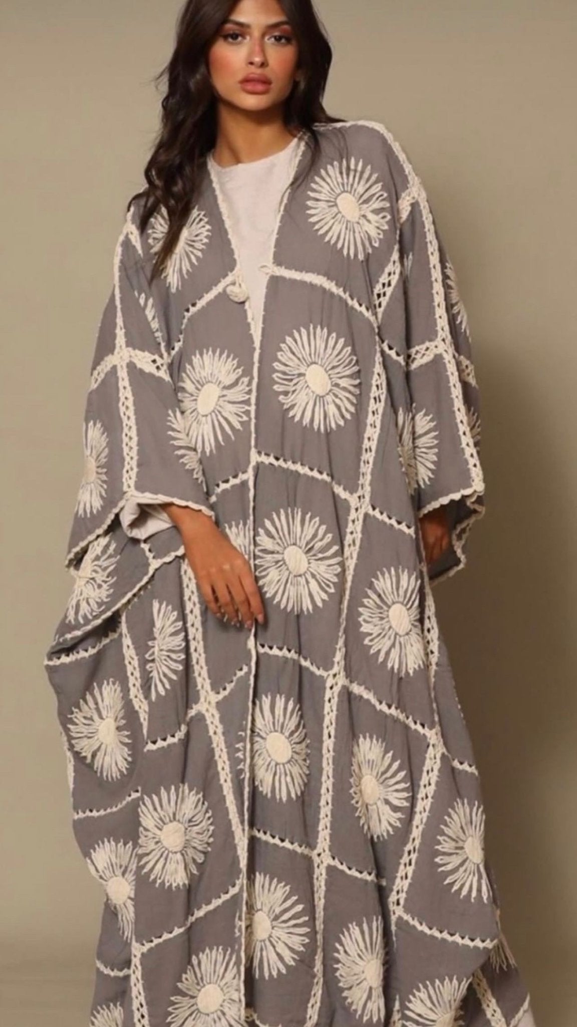 FLORA HAND CROCHET KIMONO - BANGKOK TAILOR CLOTHING STORE - HANDMADE CLOTHING