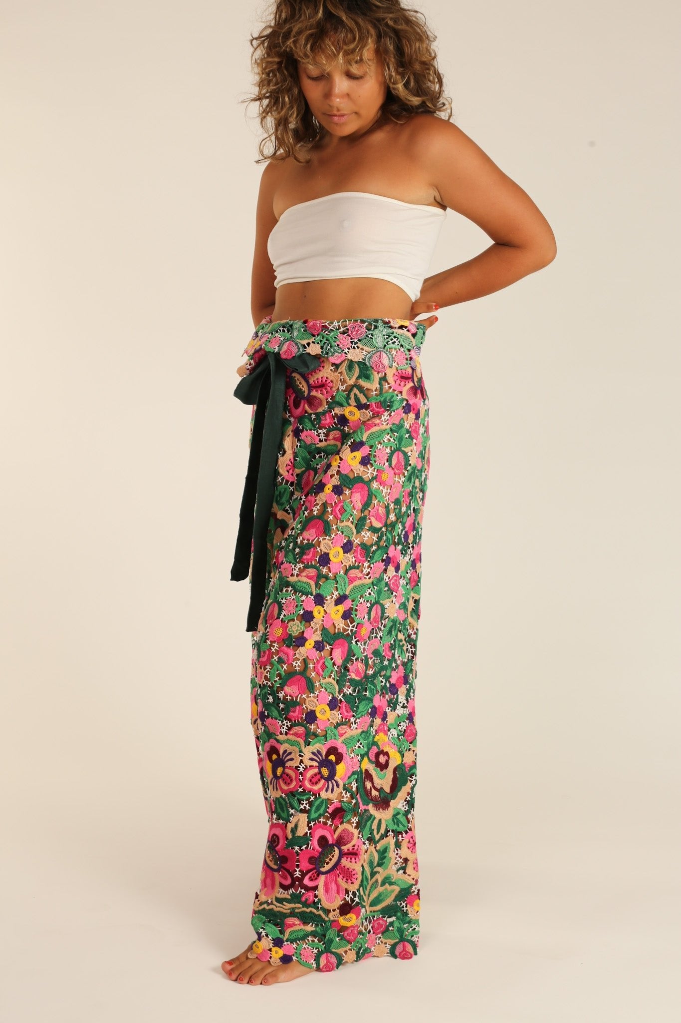 FLOWER GARDEN FISHERMAN PANTS LEEJ - BANGKOK TAILOR CLOTHING STORE - HANDMADE CLOTHING